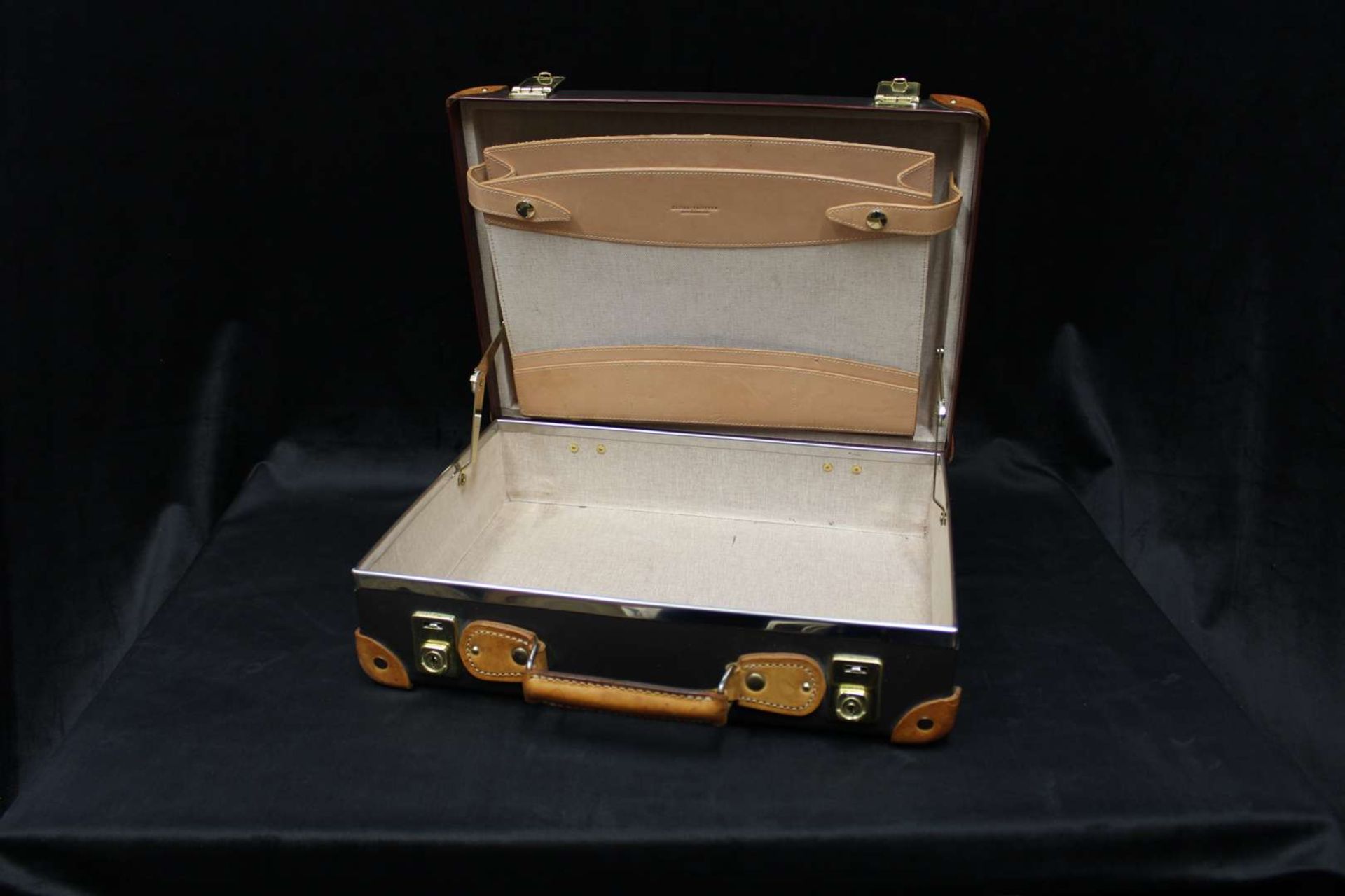 Globe-Trotter attache - Image 2 of 4