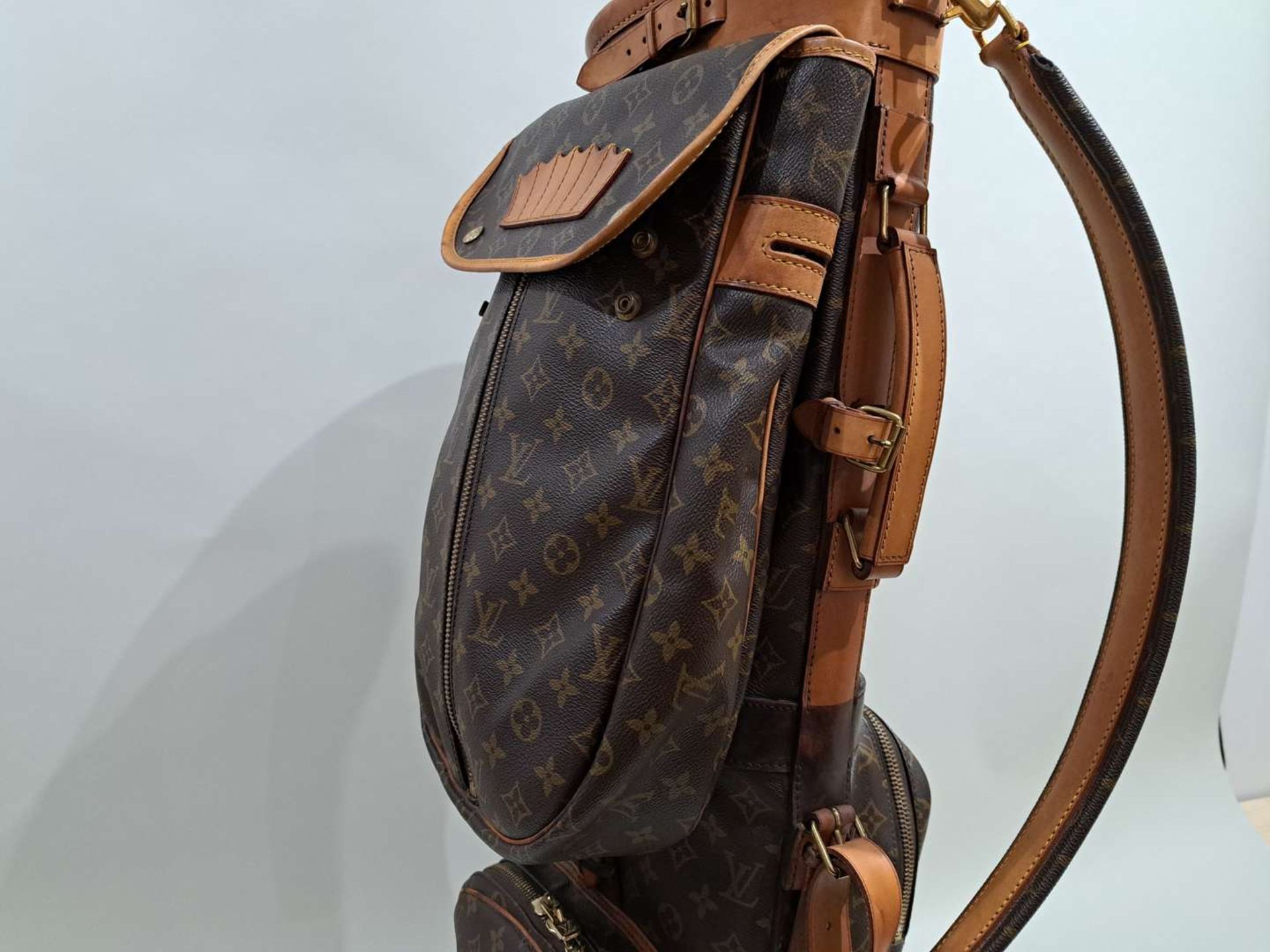 Louis Vuitton Golf Bag - Image 6 of 12