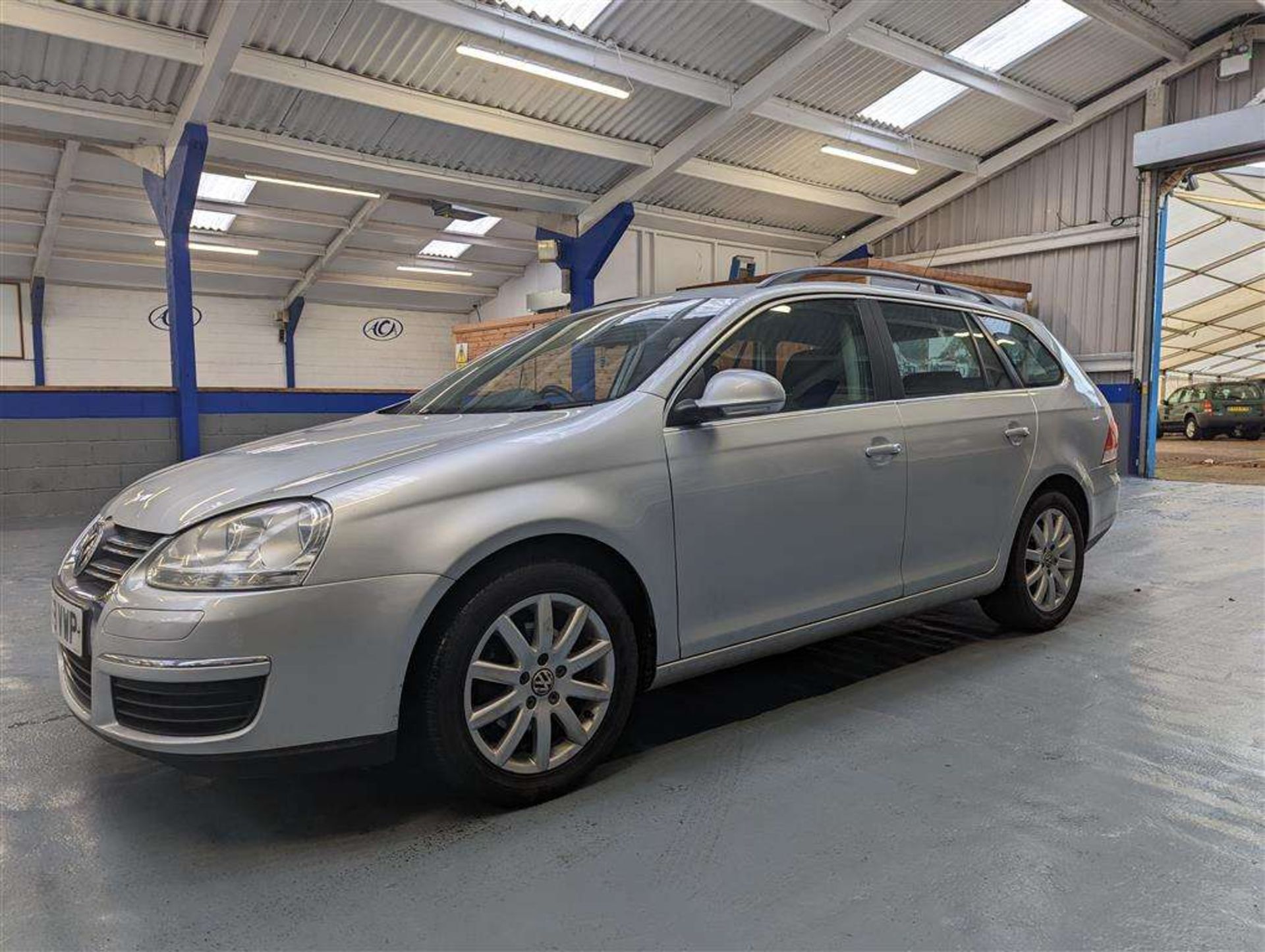 2009 VOLKSWAGEN GOLF SE TDI 105 DPF AUTO