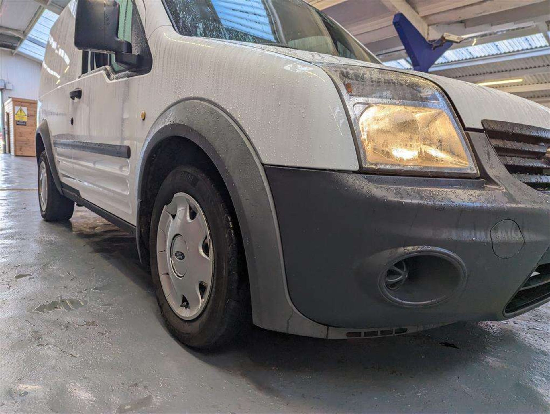 2010 FORD TRANSIT CONNECT 75 T200 - Image 12 of 17