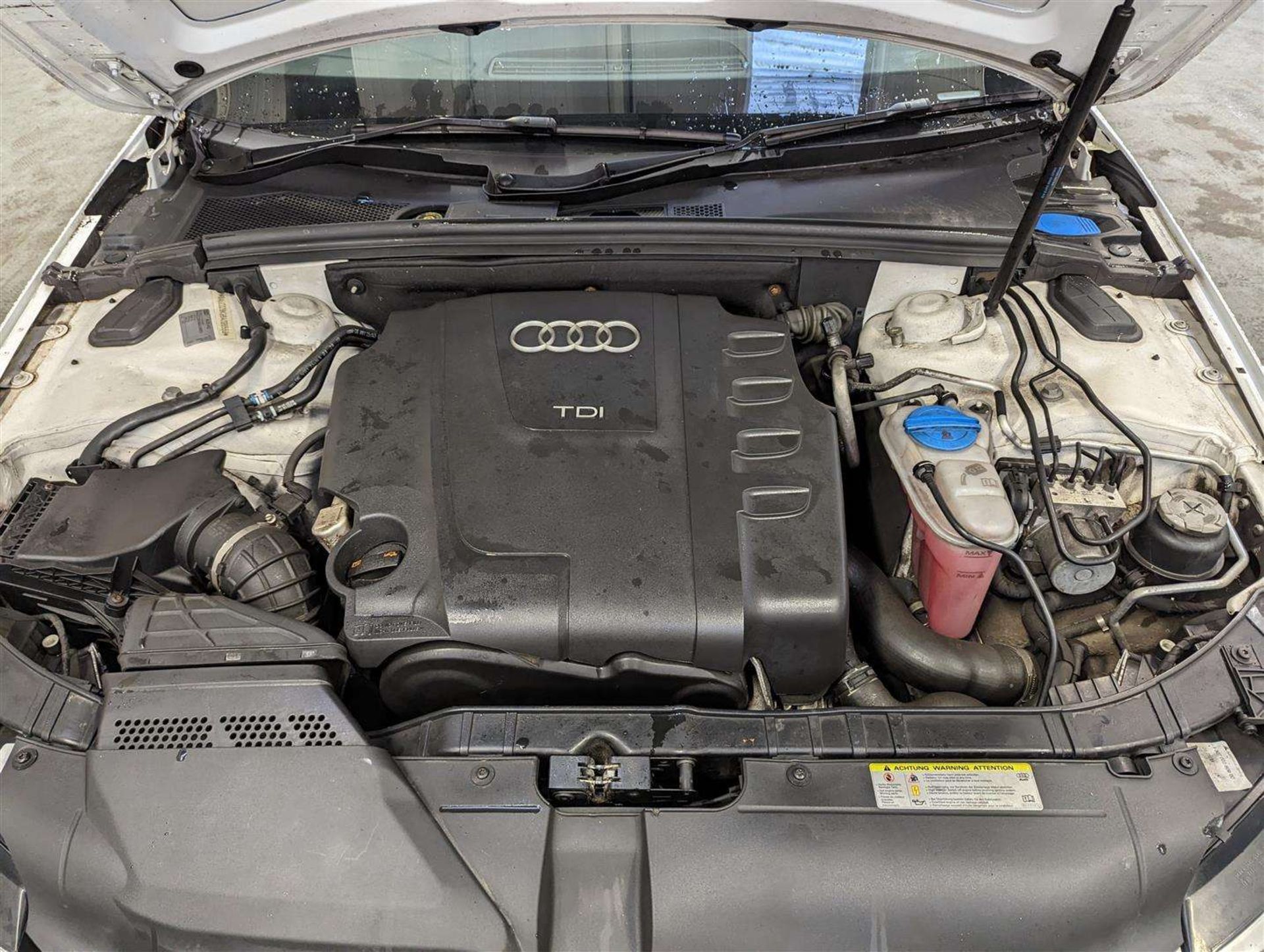 2010 AUDI A4 S LINE TDI 170 - Image 22 of 27