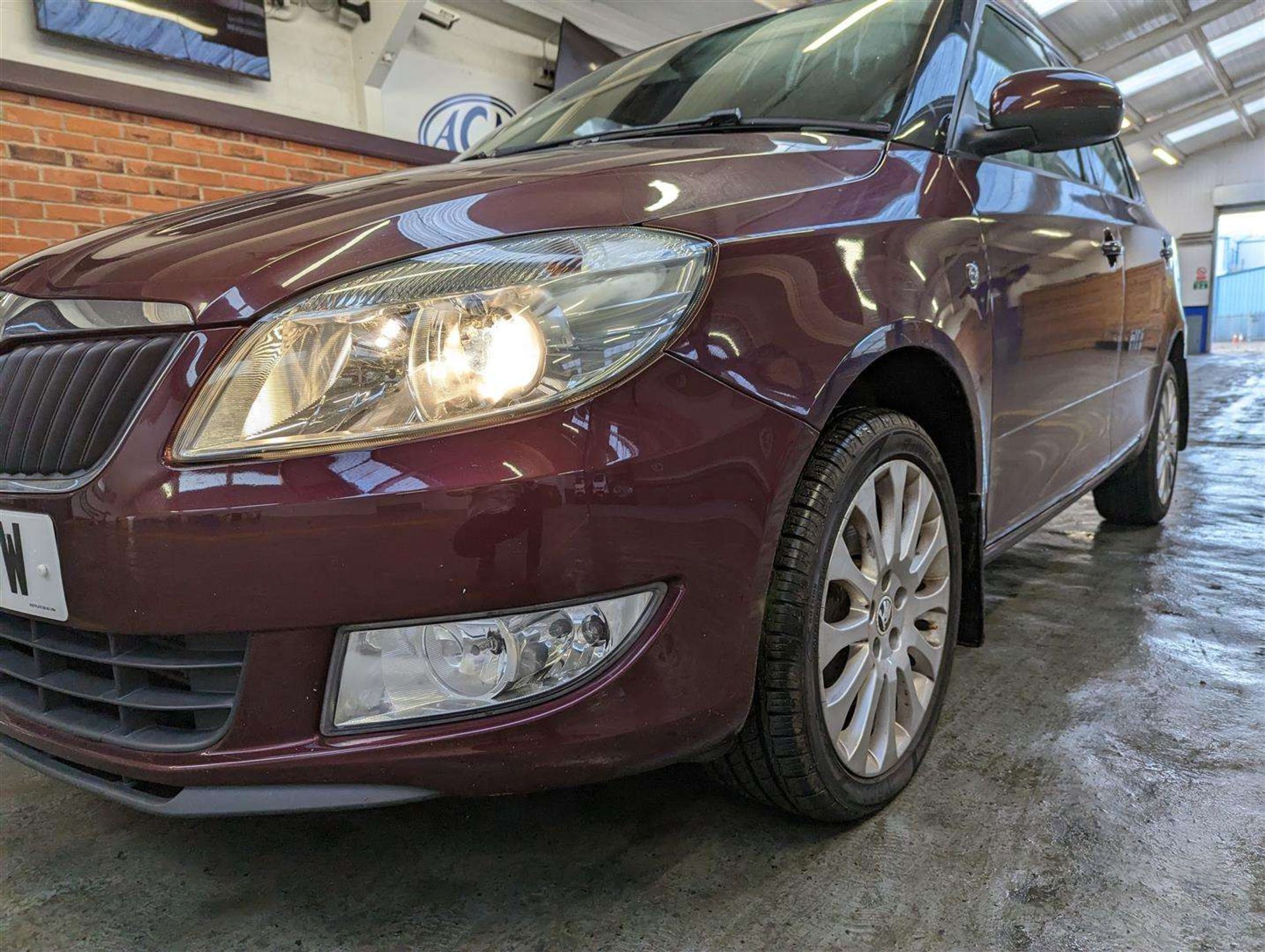 2014 SKODA FABIA ELEGANCE TDI CR 105 - Image 17 of 24