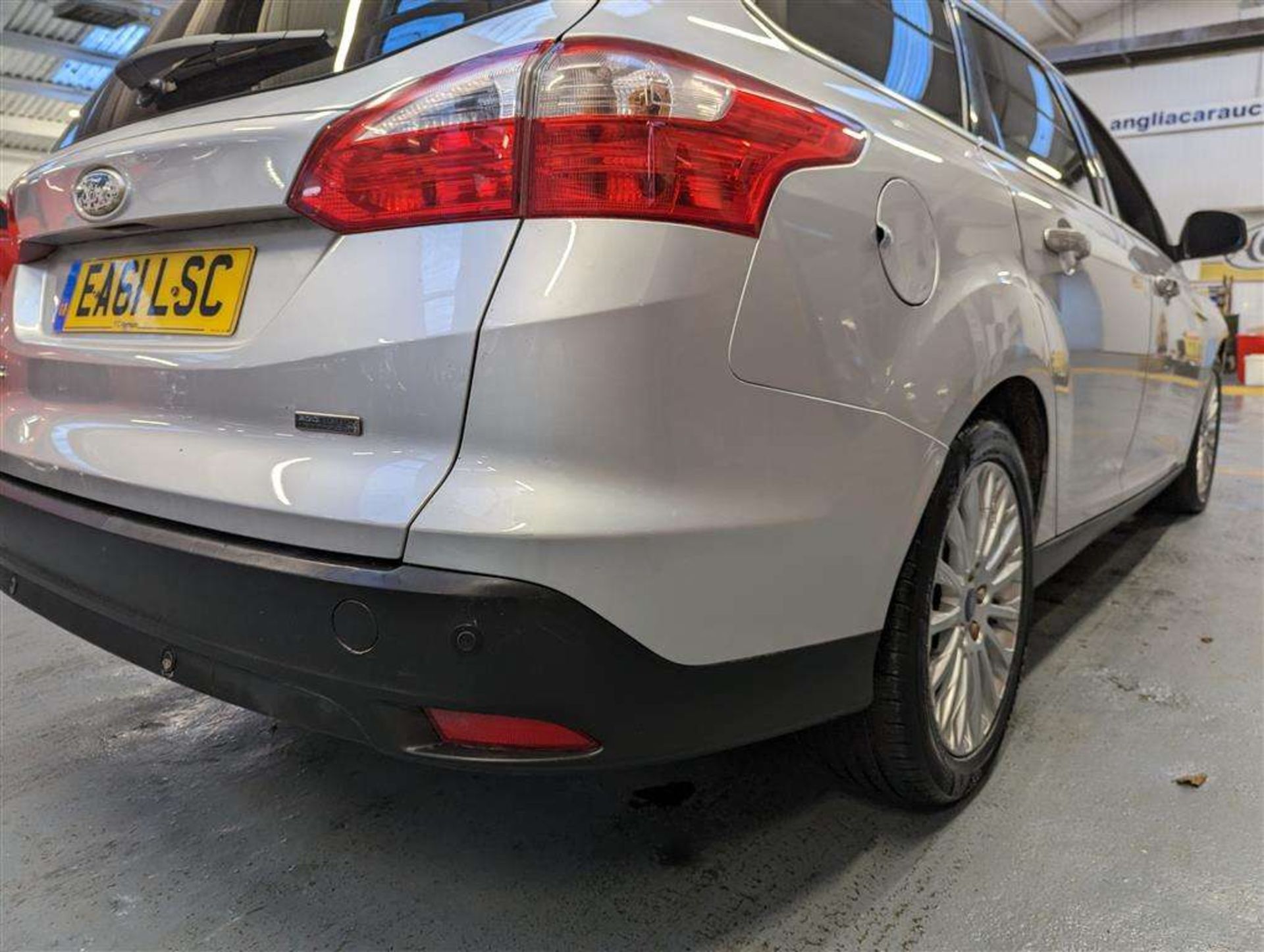 2011 FORD FOCUS TITANIUM X TDCI - Image 6 of 27