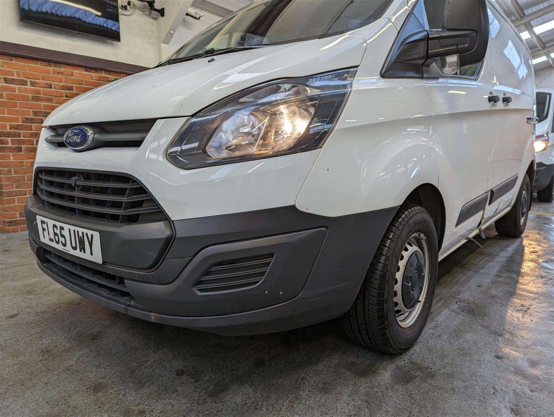 2015 FORD TRANSIT CUSTOM 290 ECO-TE - Image 15 of 29