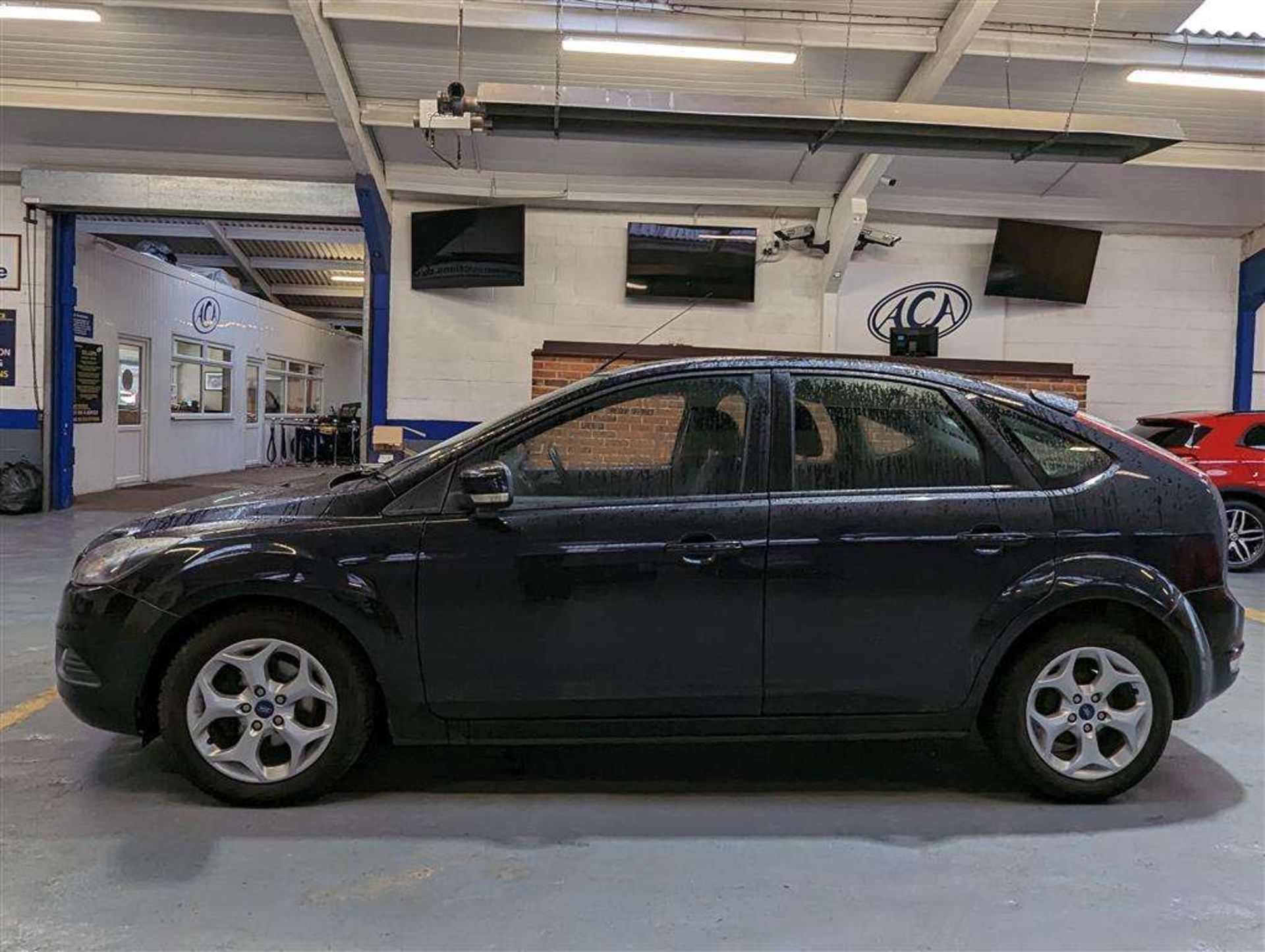 2008 FORD FOCUS ZETEC TD 109 - Image 2 of 24