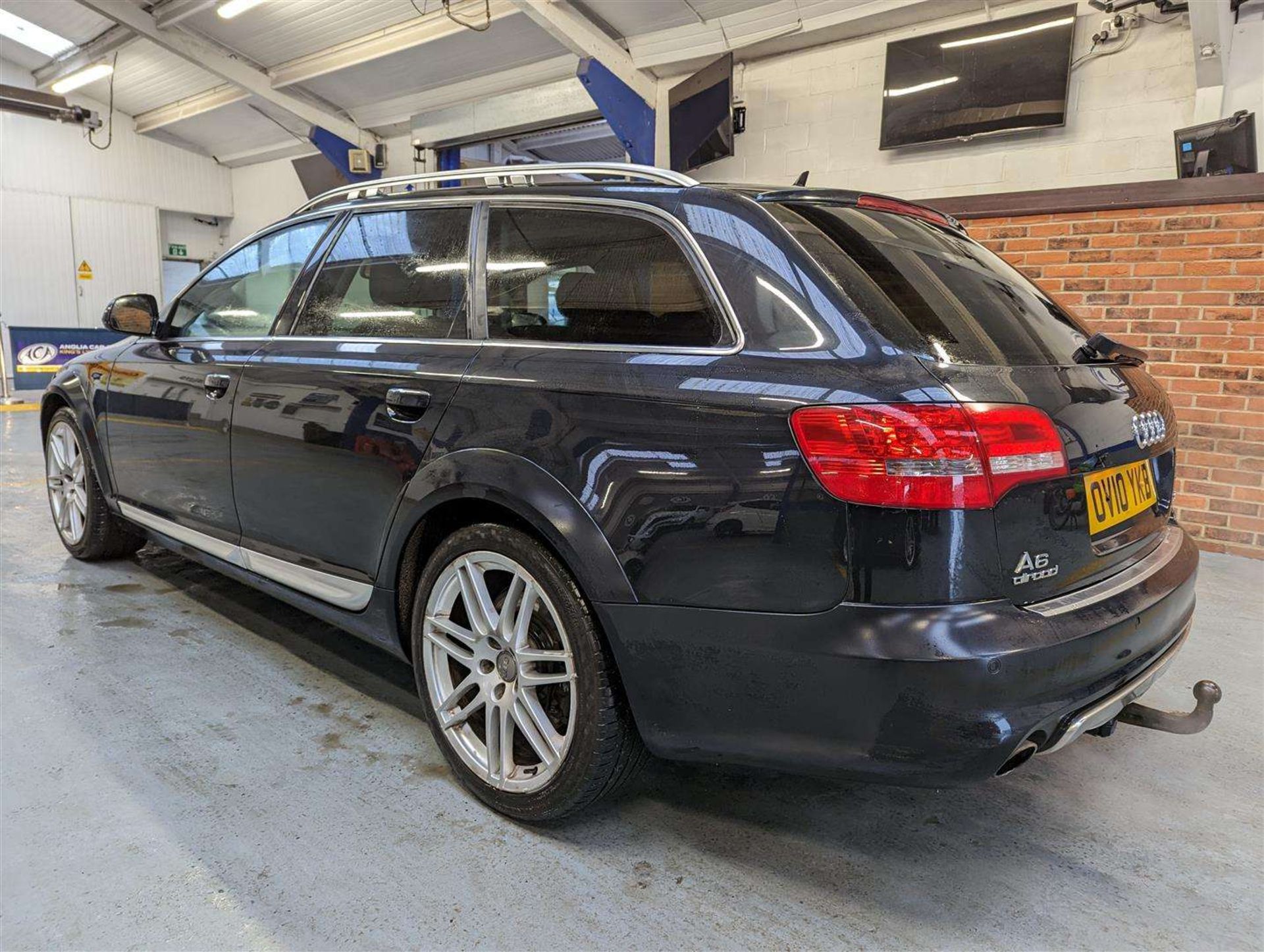 2010 AUDI A6 ALLROAD TDI QUATTRO AUTO - Image 3 of 27