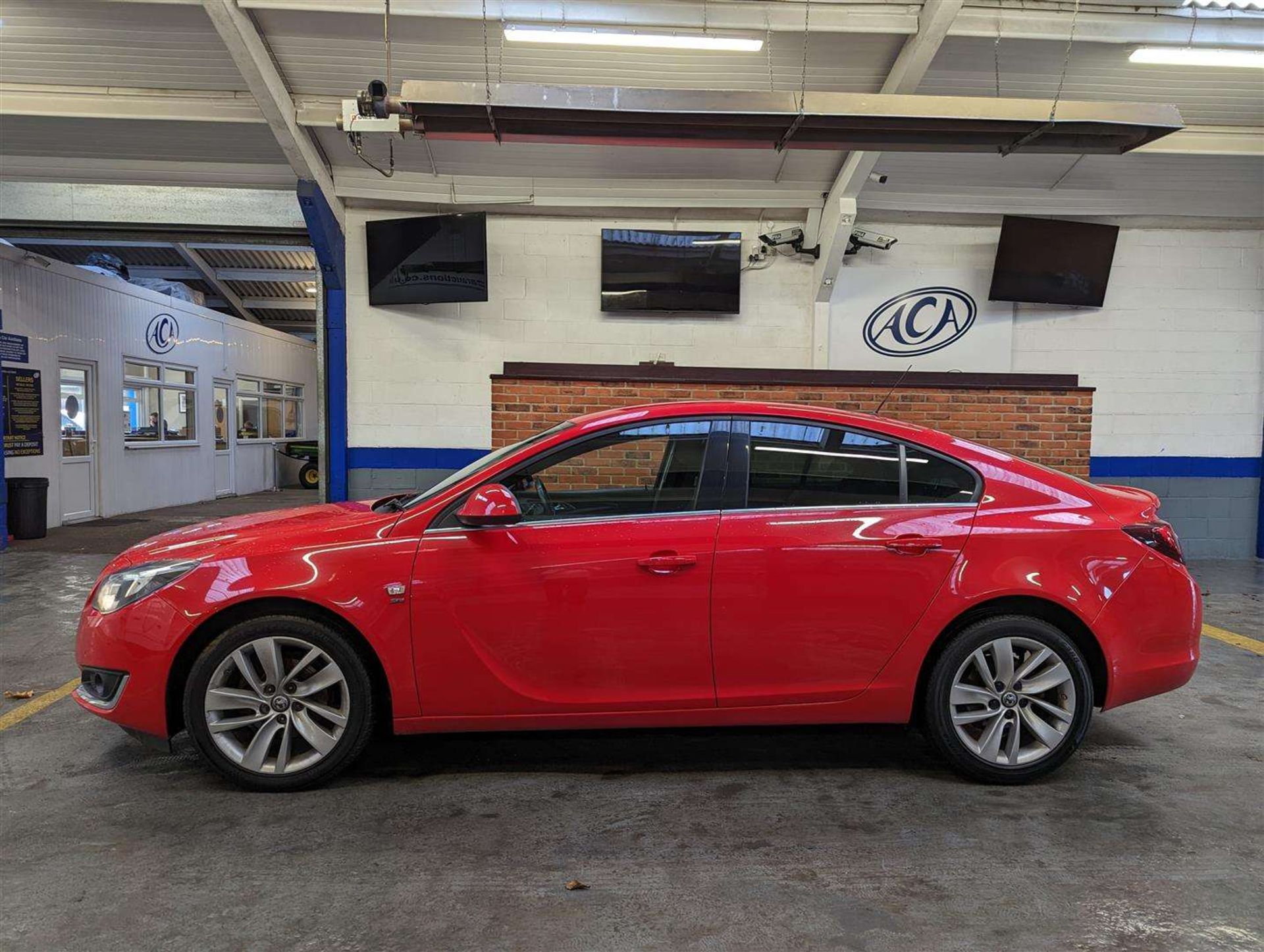 2015 VAUXHALL INSIGNIA SRI - Image 2 of 23