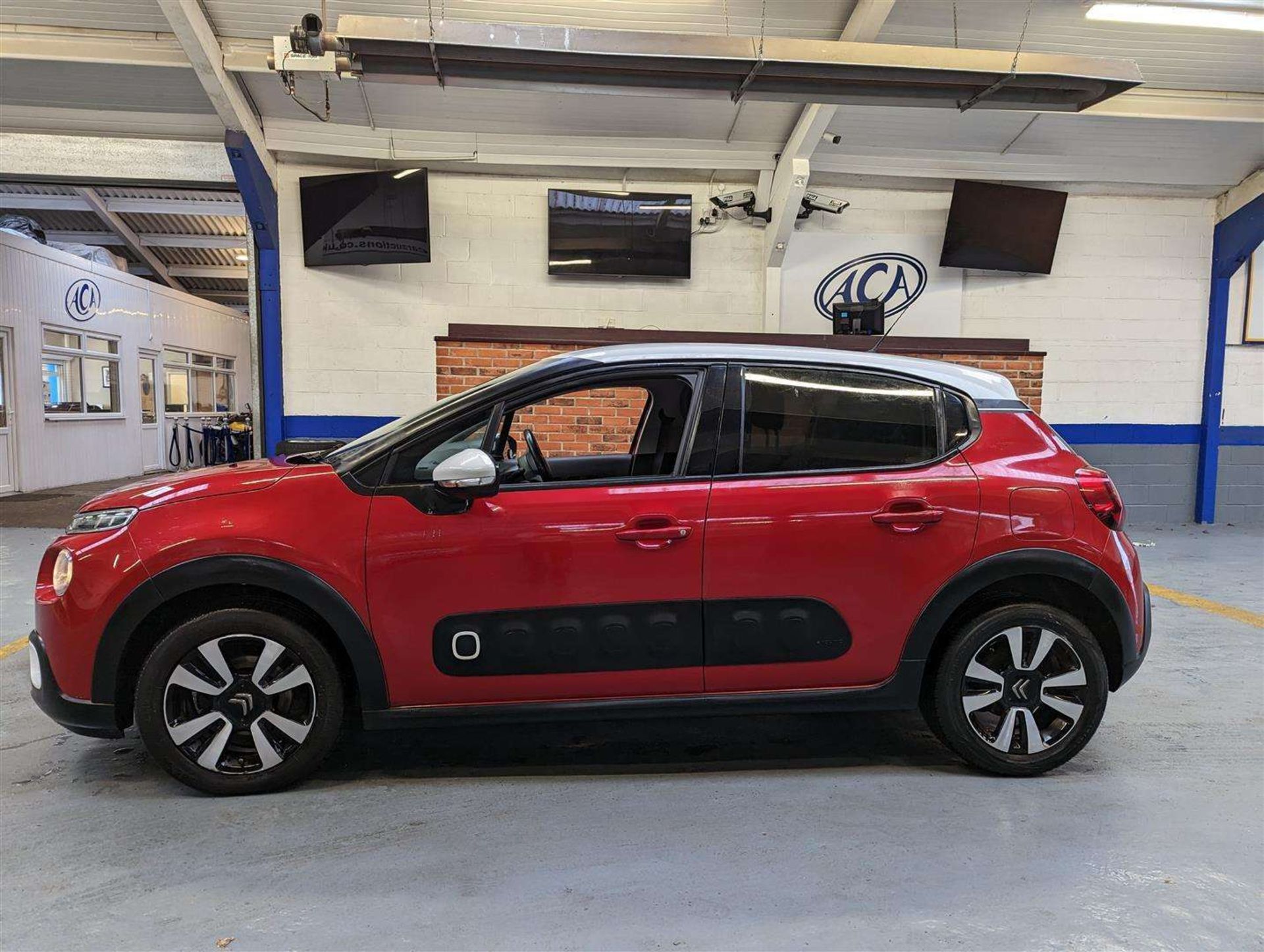 2017 CITROEN C3 FLAIR BLUEHDI S/S - Image 2 of 27