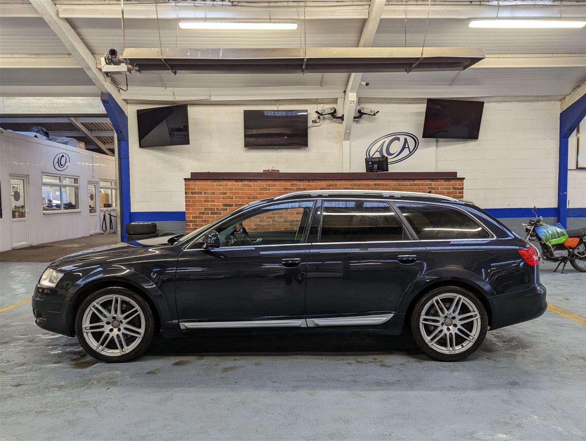 2010 AUDI A6 ALLROAD TDI QUATTRO AUTO - Image 2 of 27