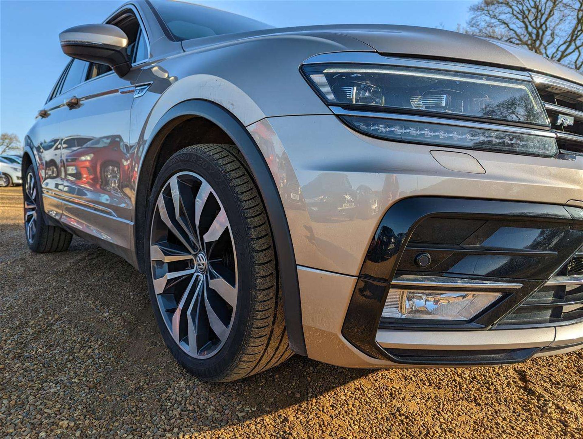 2017 VOLKSWAGEN TIGUAN R LINE TDI BMT 4MO - Image 15 of 27