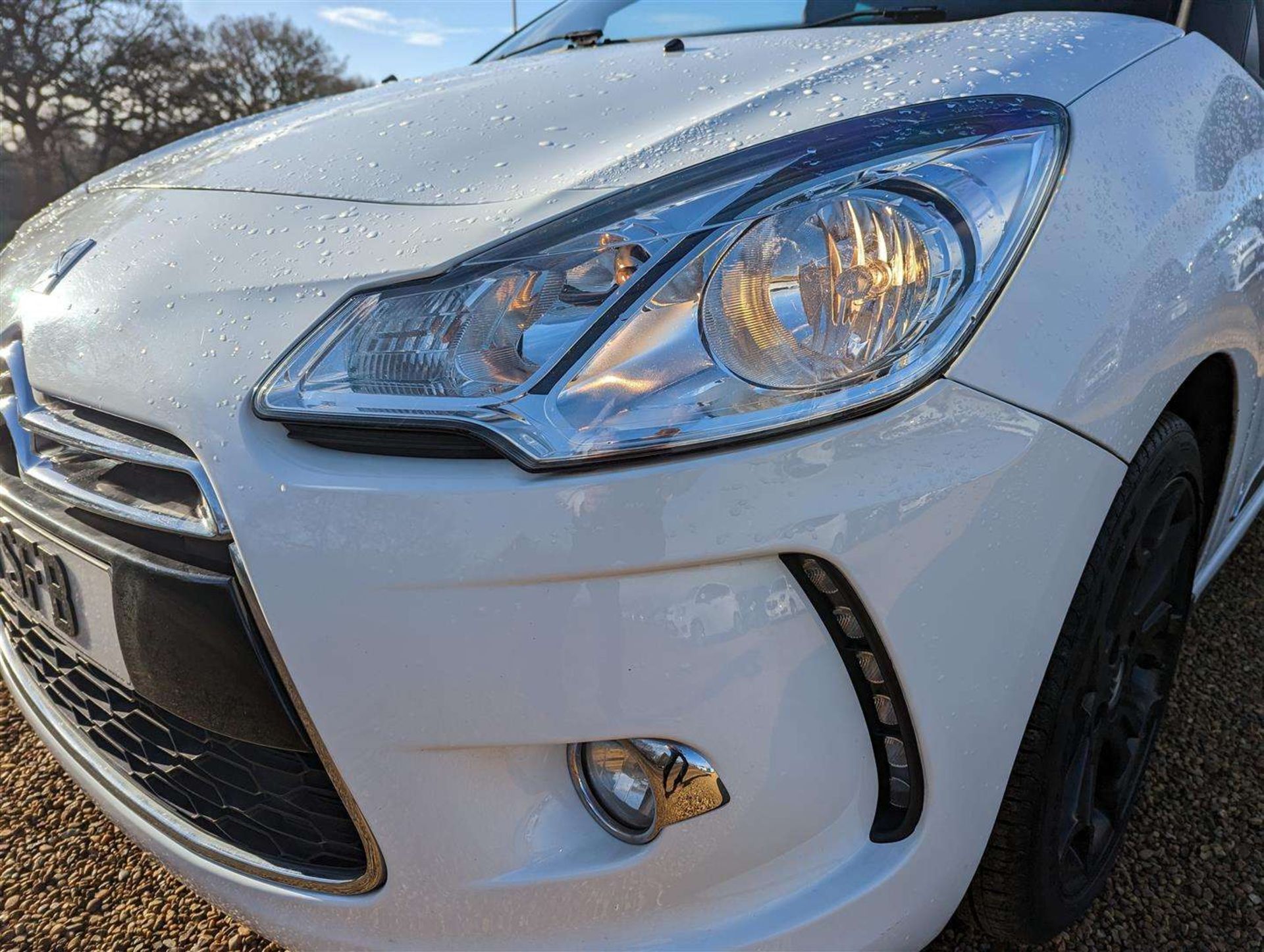 2012 CITROEN DS3 DSTYLE + E-HDI - Image 10 of 19