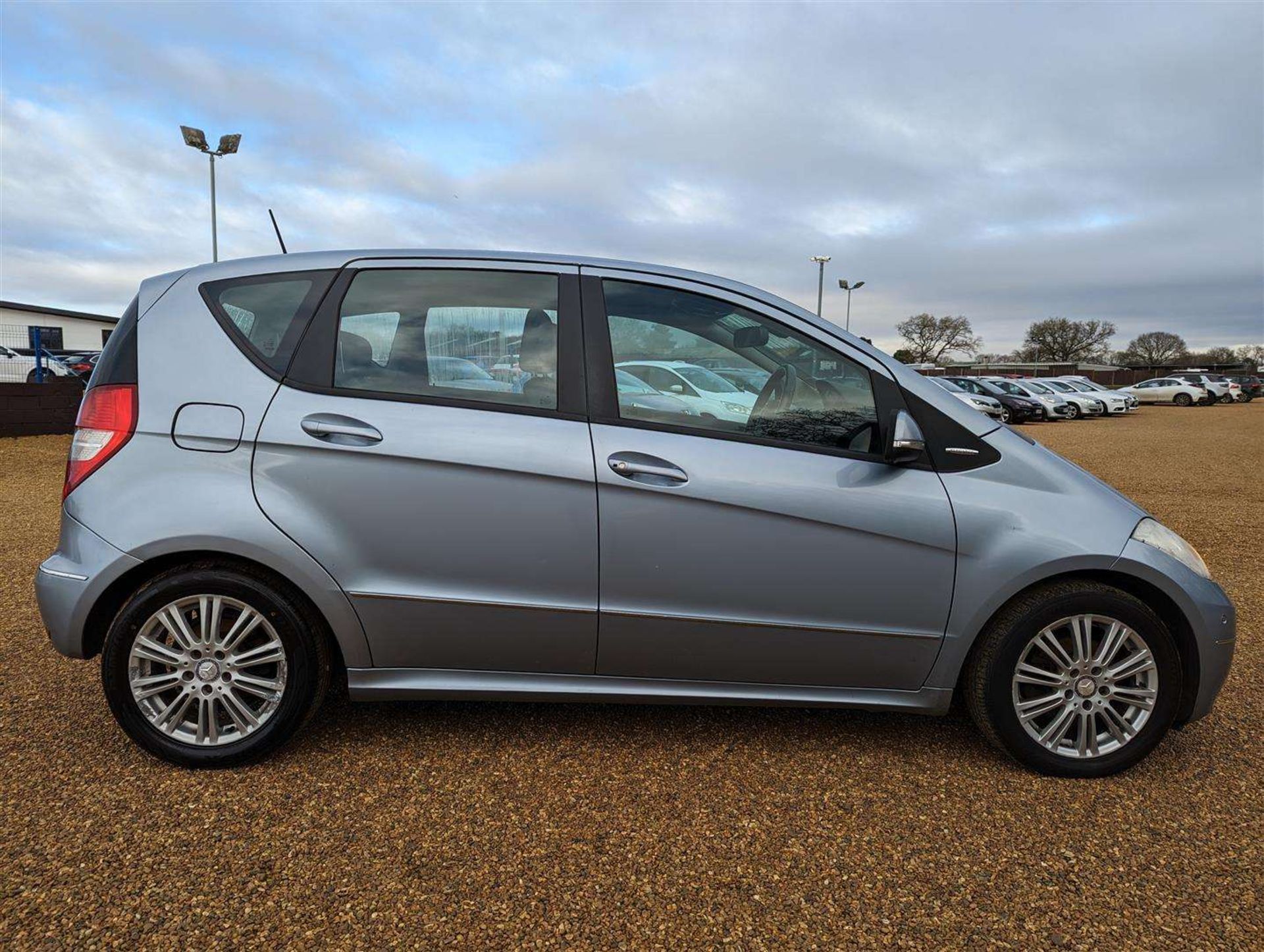 2010 MERCEDES A180 CDI ELEGANCE SE CVT - Image 14 of 21