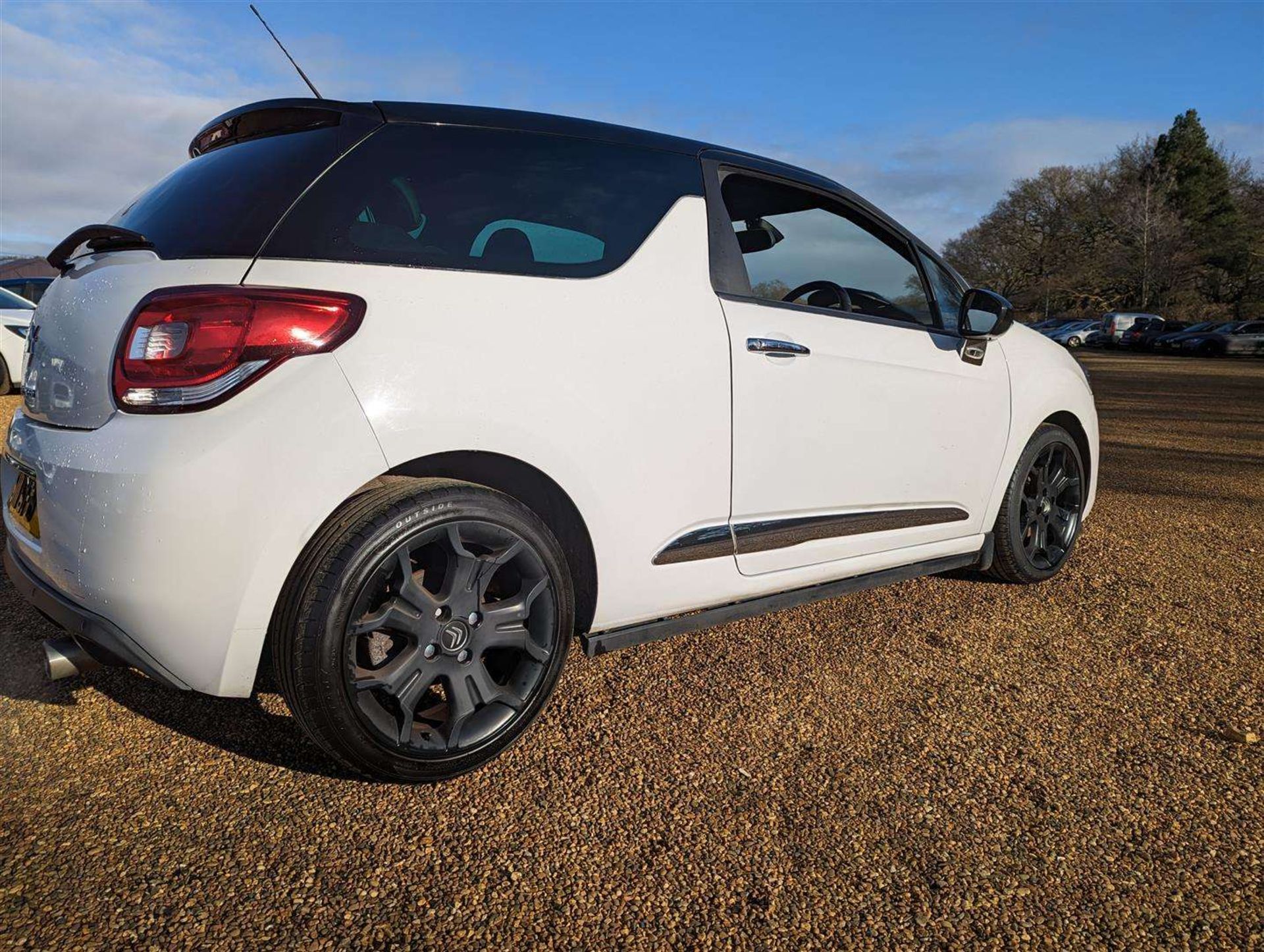 2012 CITROEN DS3 DSTYLE + E-HDI - Image 15 of 19