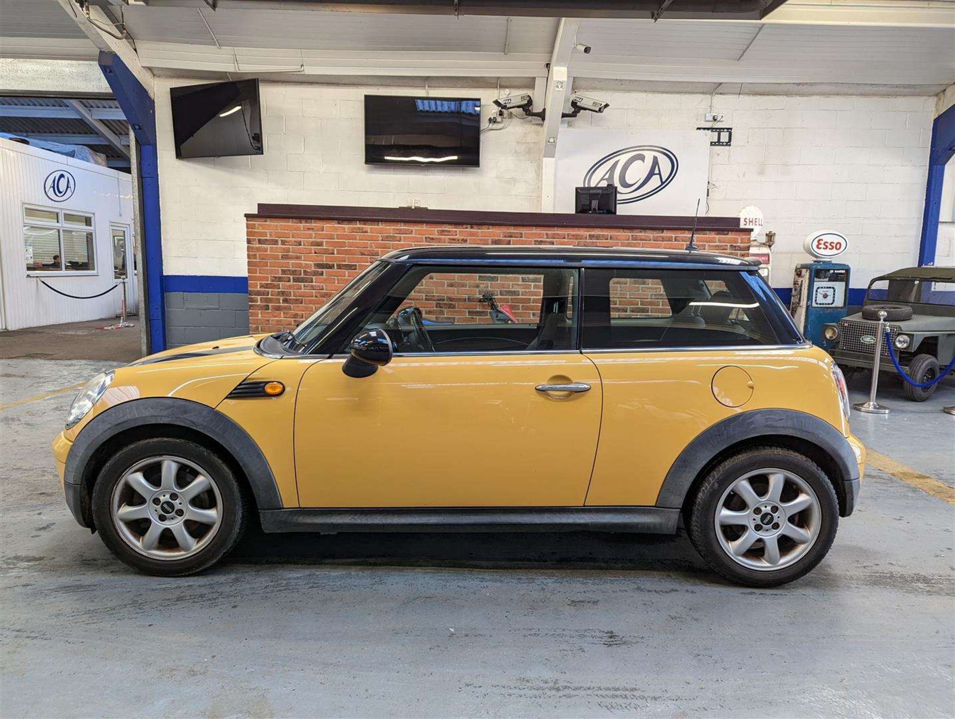 2008 MINI COOPER - Image 2 of 24