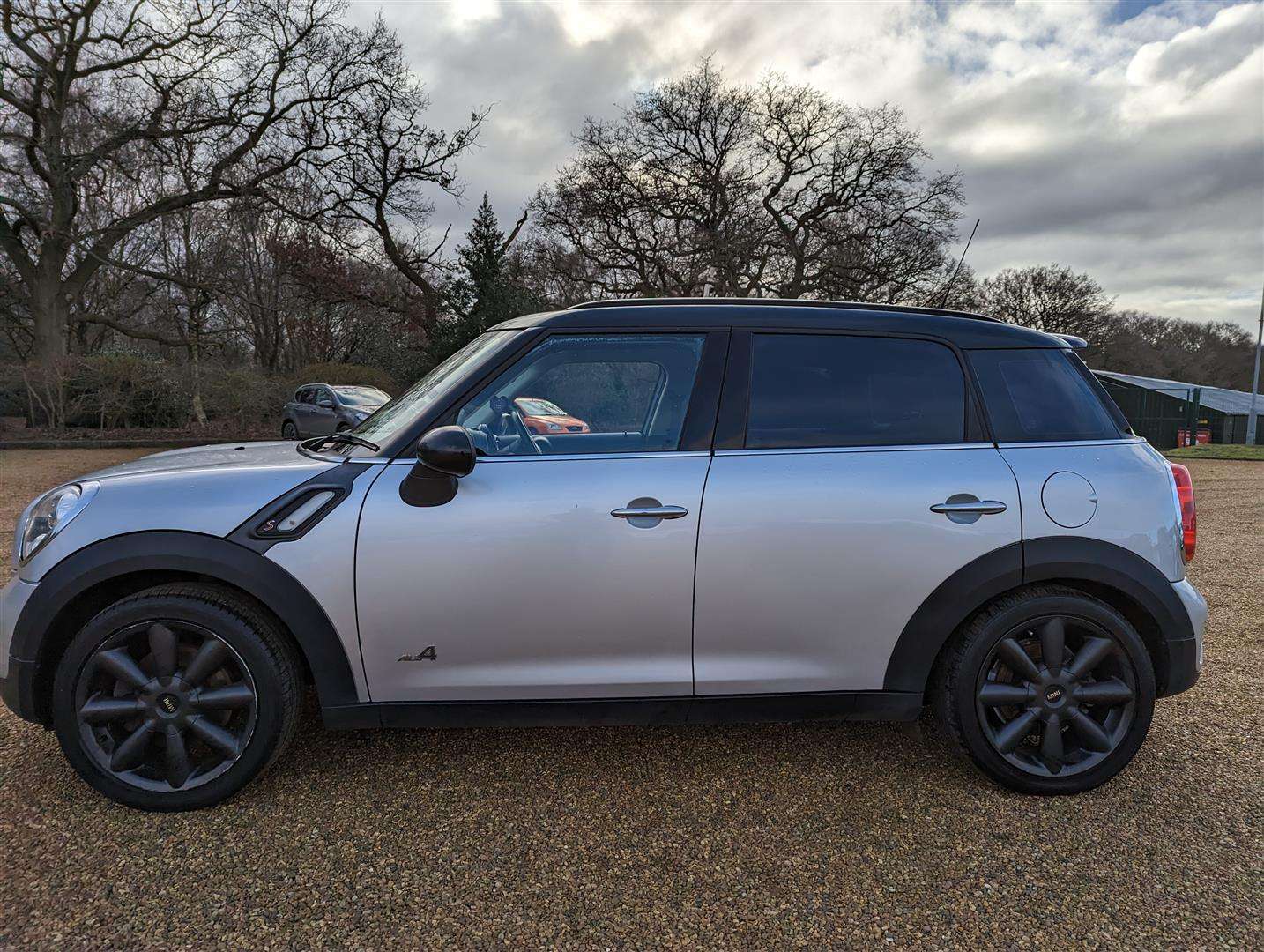 2013 MINI COUNTRYMAN COOPER S ALL4A - Image 2 of 20