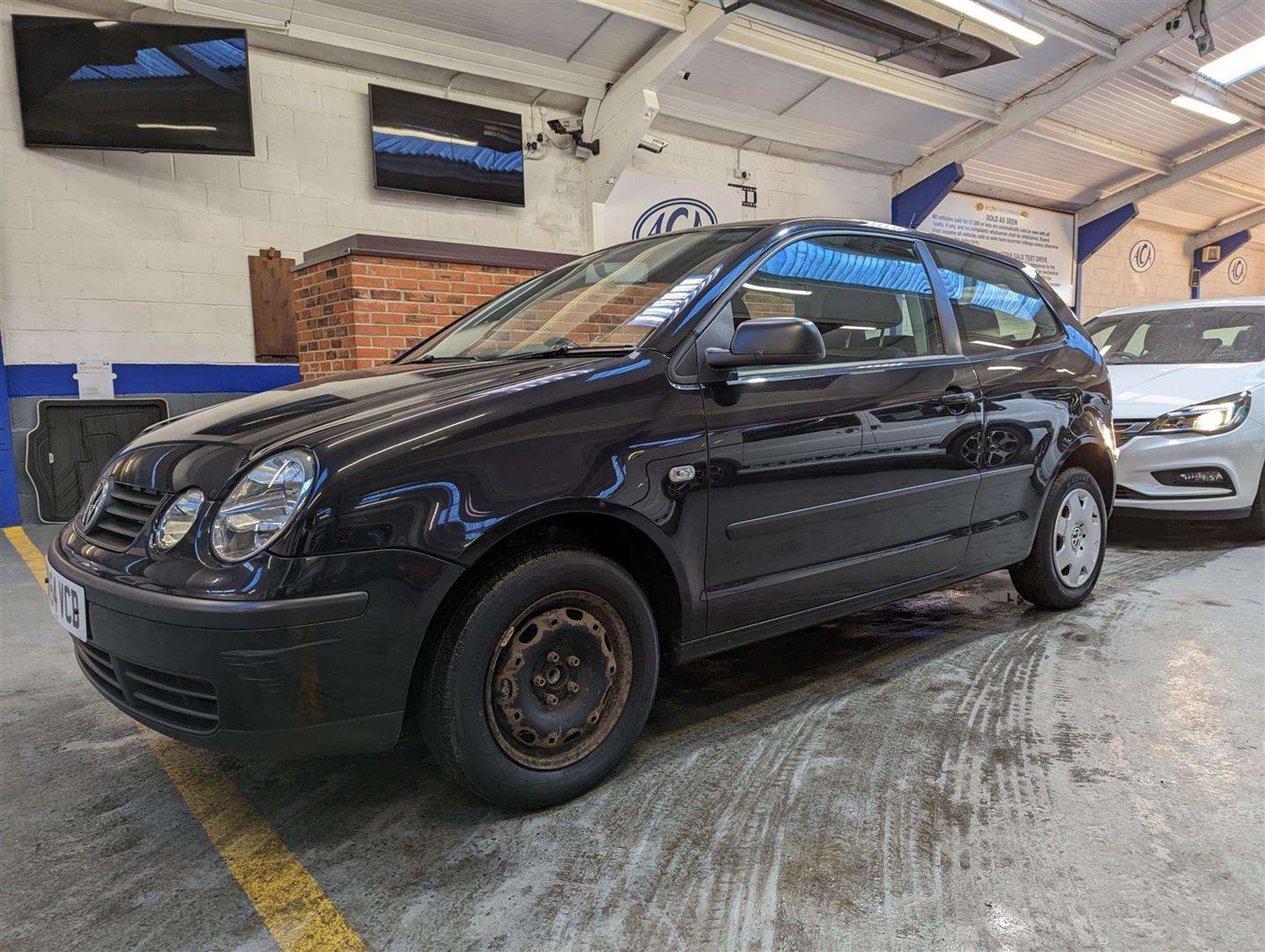 2005 VOLKSWAGEN POLO E