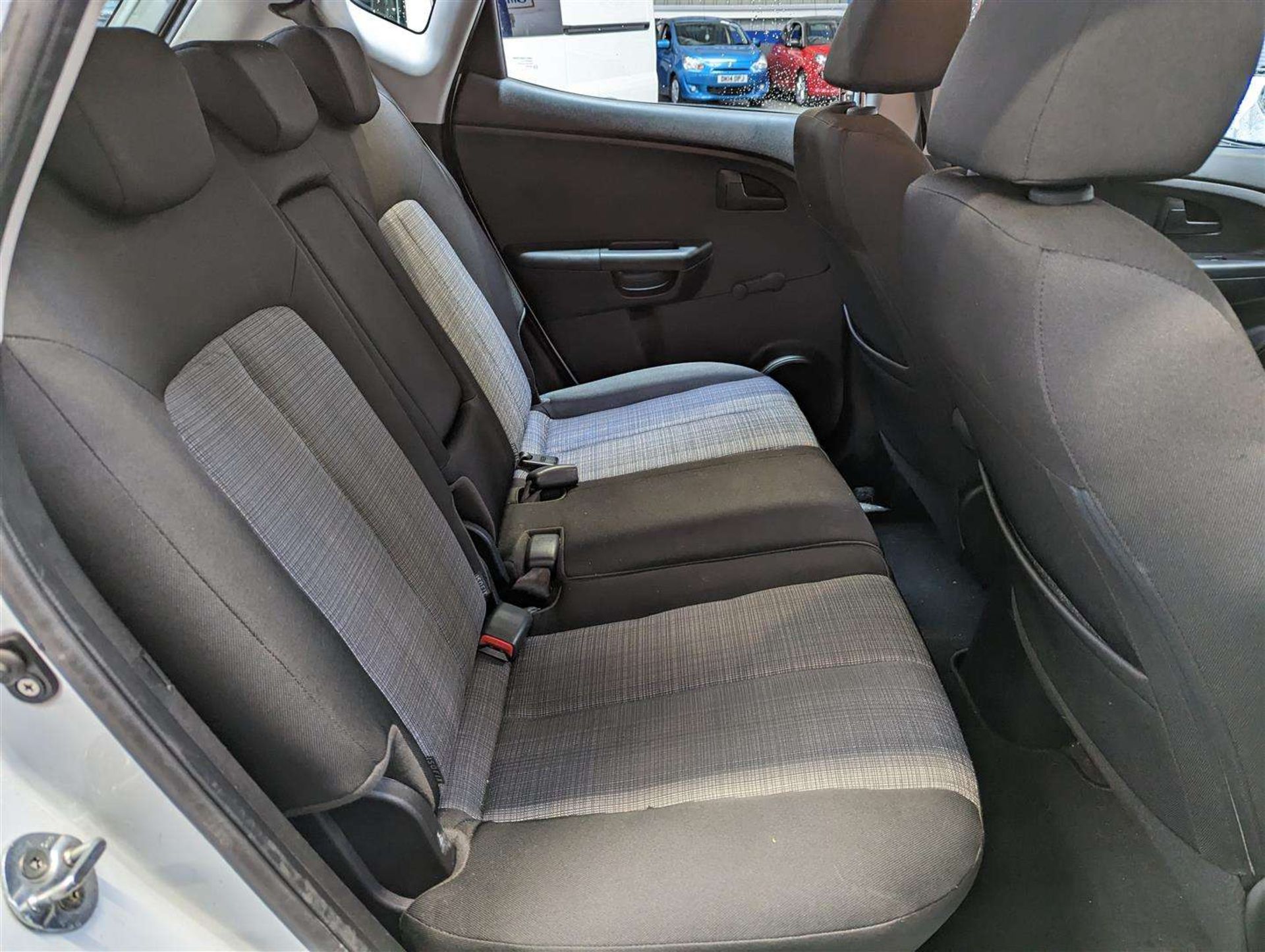 2012 KIA VENGA 1 AIR ECODYNAMICS - Image 18 of 25