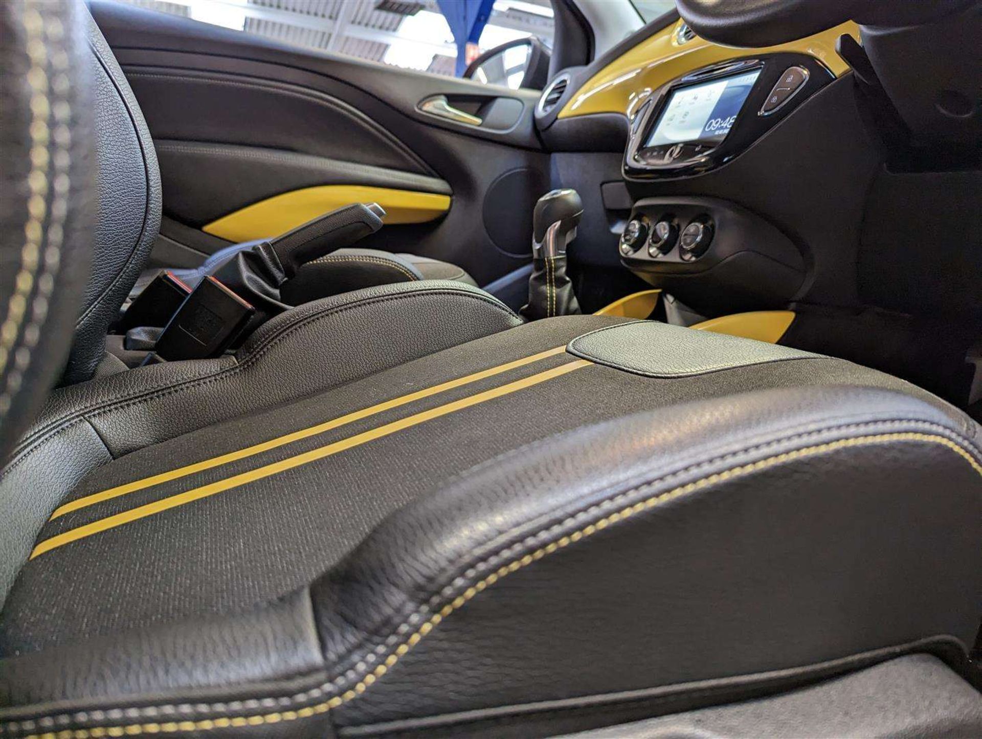 2015 VAUXHALL ADAM SLAM - Image 14 of 23