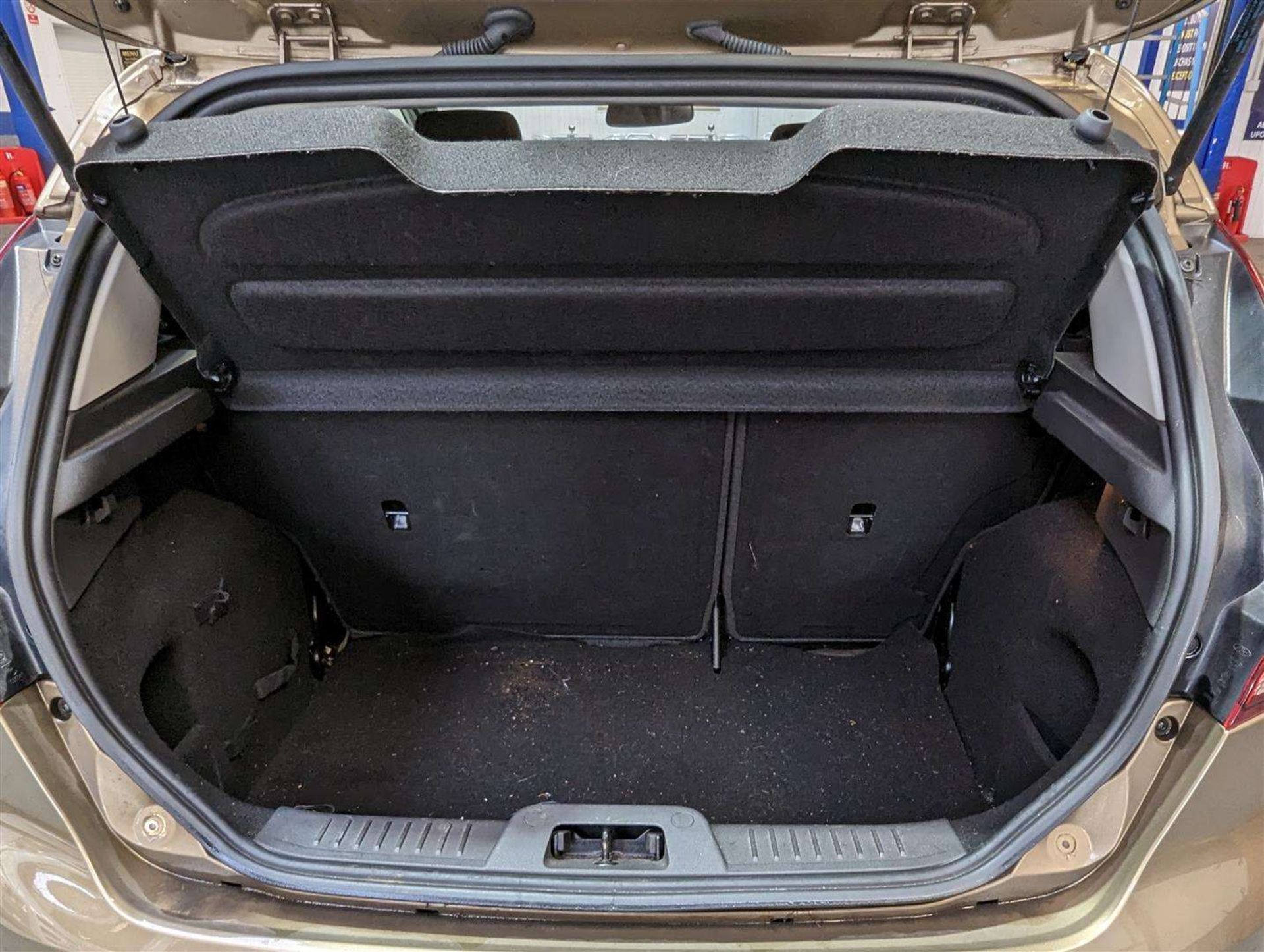 2015 FORD FIESTA ZETEC - Image 6 of 25
