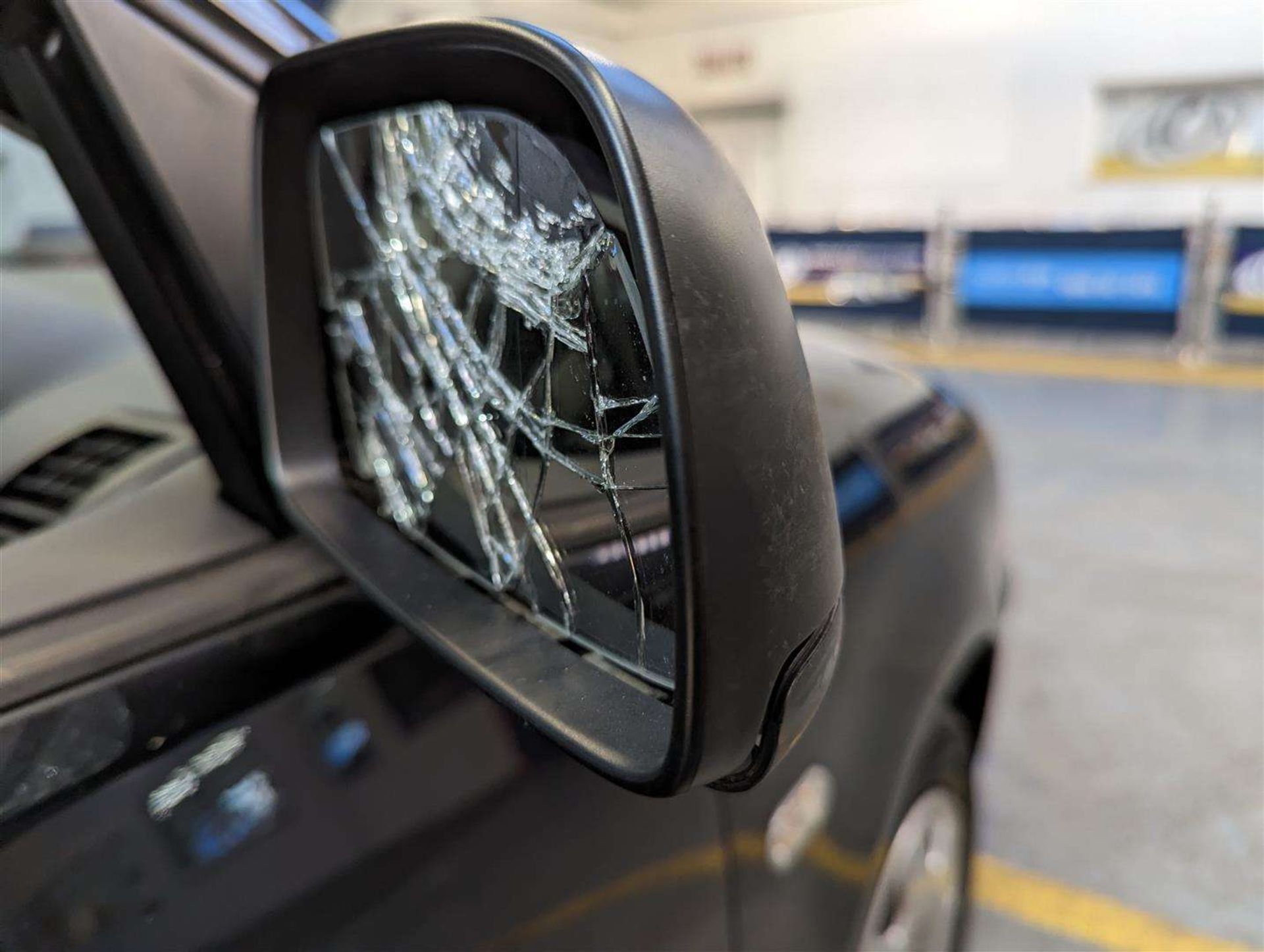 2005 VOLKSWAGEN POLO E - Image 10 of 21