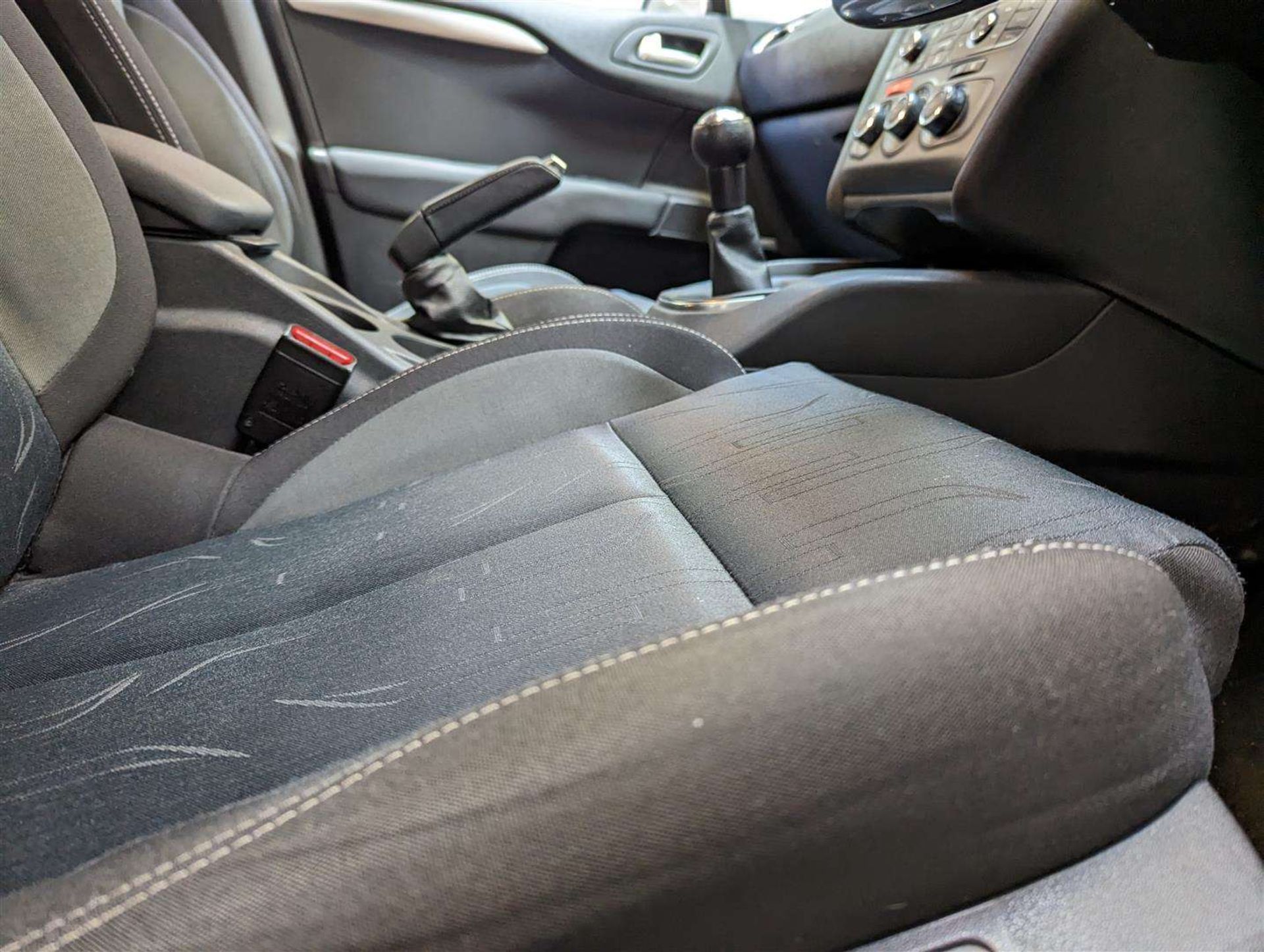 2013 CITROEN C4 VTR+ HDI 91 - Image 9 of 21