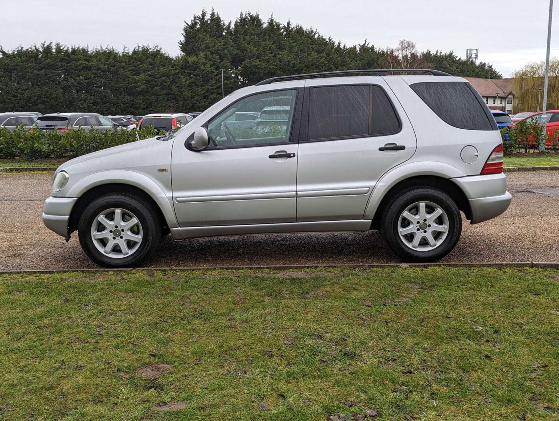 2001 MERCEDES ML 430 LHD - Image 4 of 24