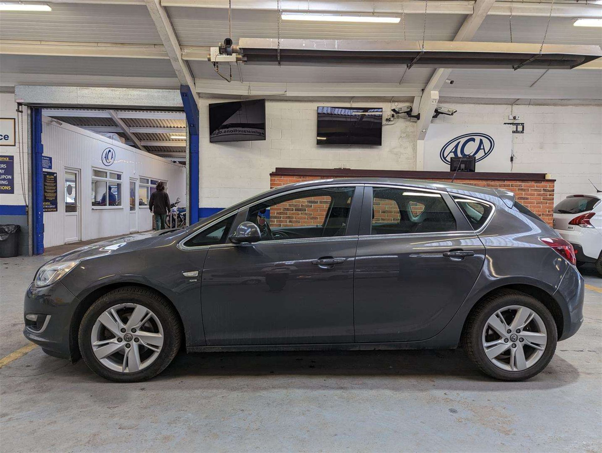 2013 VAUXHALL ASTRA SRI CDTI ECOFLEX S/ - Image 2 of 21