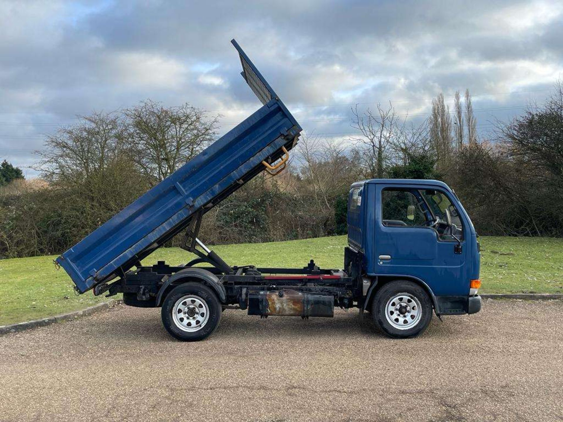 1998 NISSAN CABSTAR LWB DIESEL - Image 2 of 16