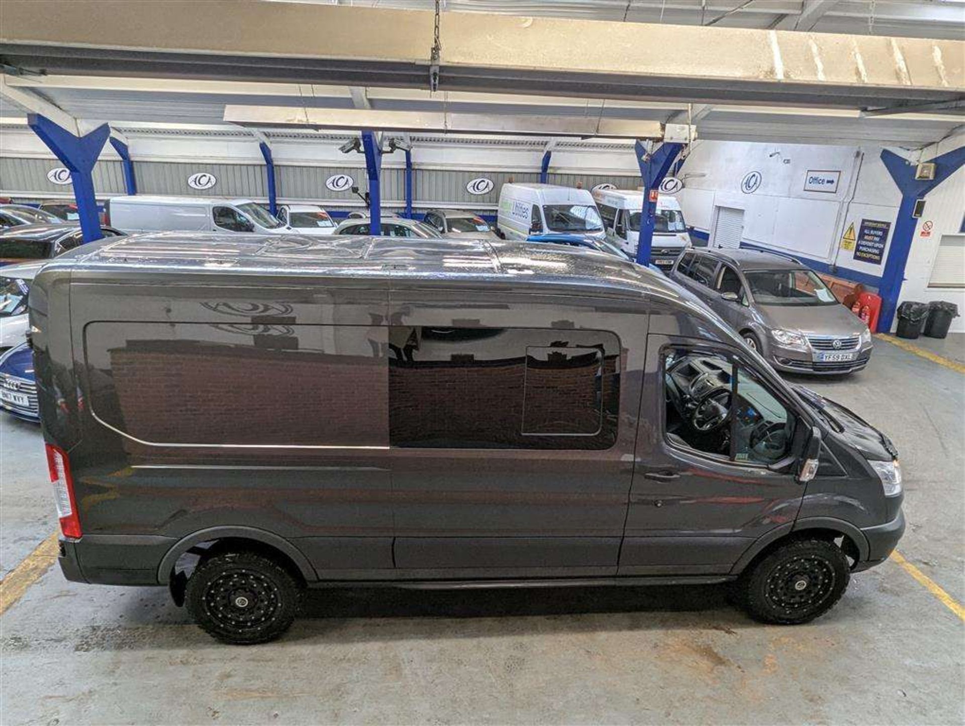 2015 FORD TRANSIT 350 TREND - Image 14 of 29