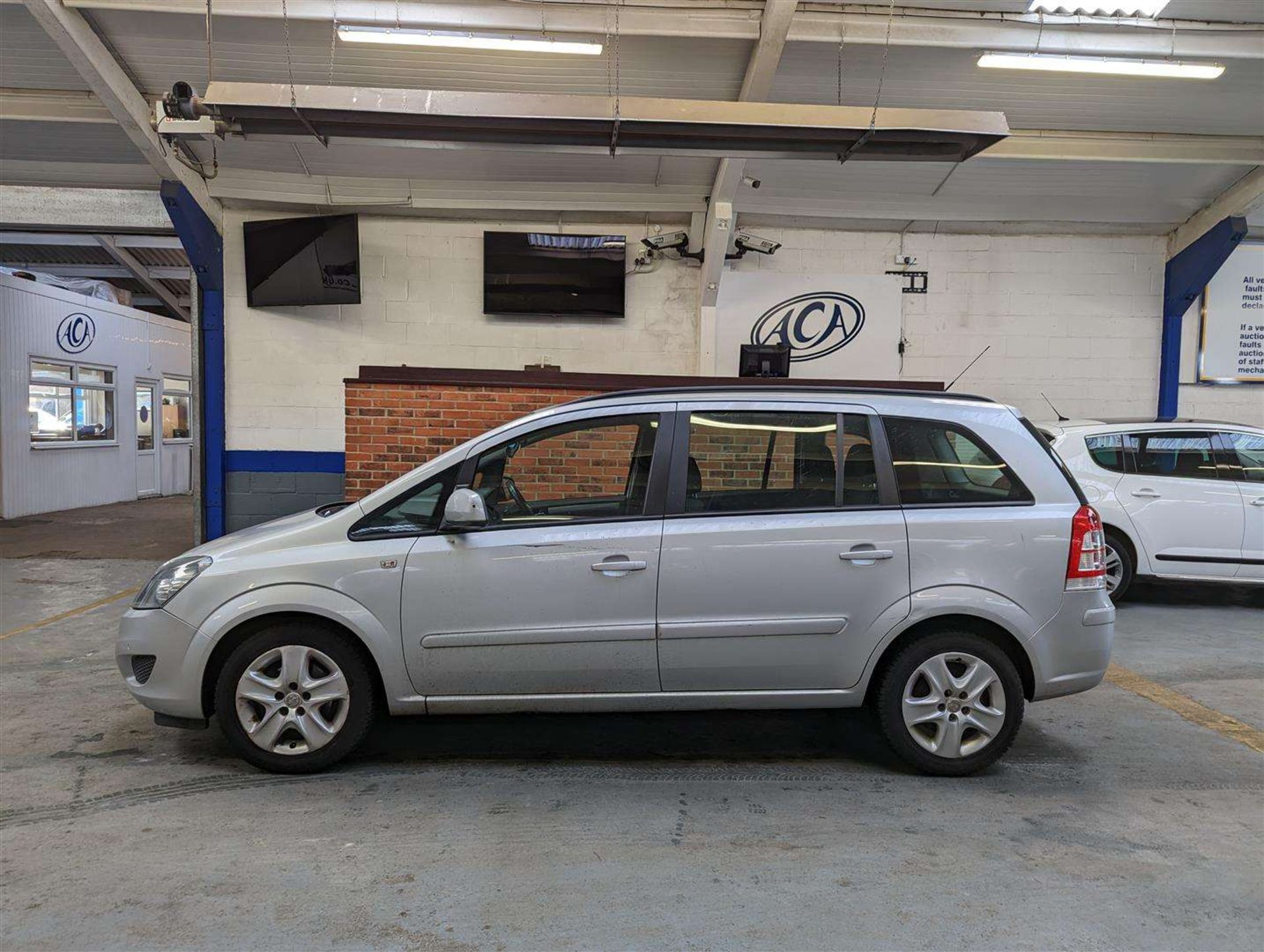 2013 VAUXHALL ZAFIRA EXCLUSIV - Image 2 of 28