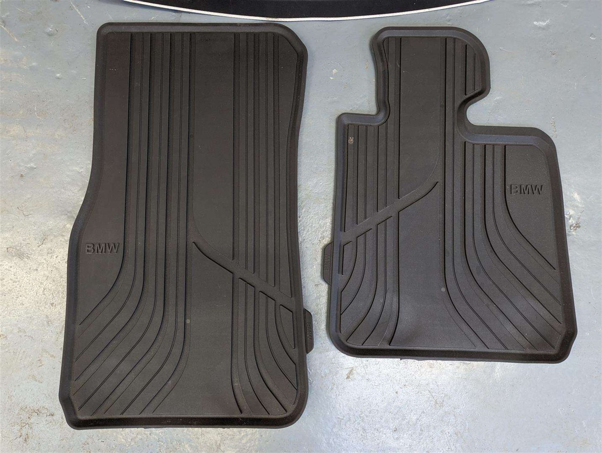 NEW BOOT TRAY &amp; FRONT RUBBER MATS FOR BMW F22 COUPE MODEL - Image 2 of 3