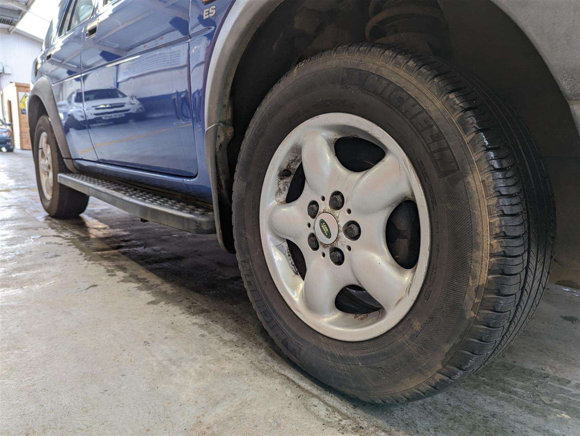 2001 LAND ROVER FREELANDER ES - Image 13 of 26