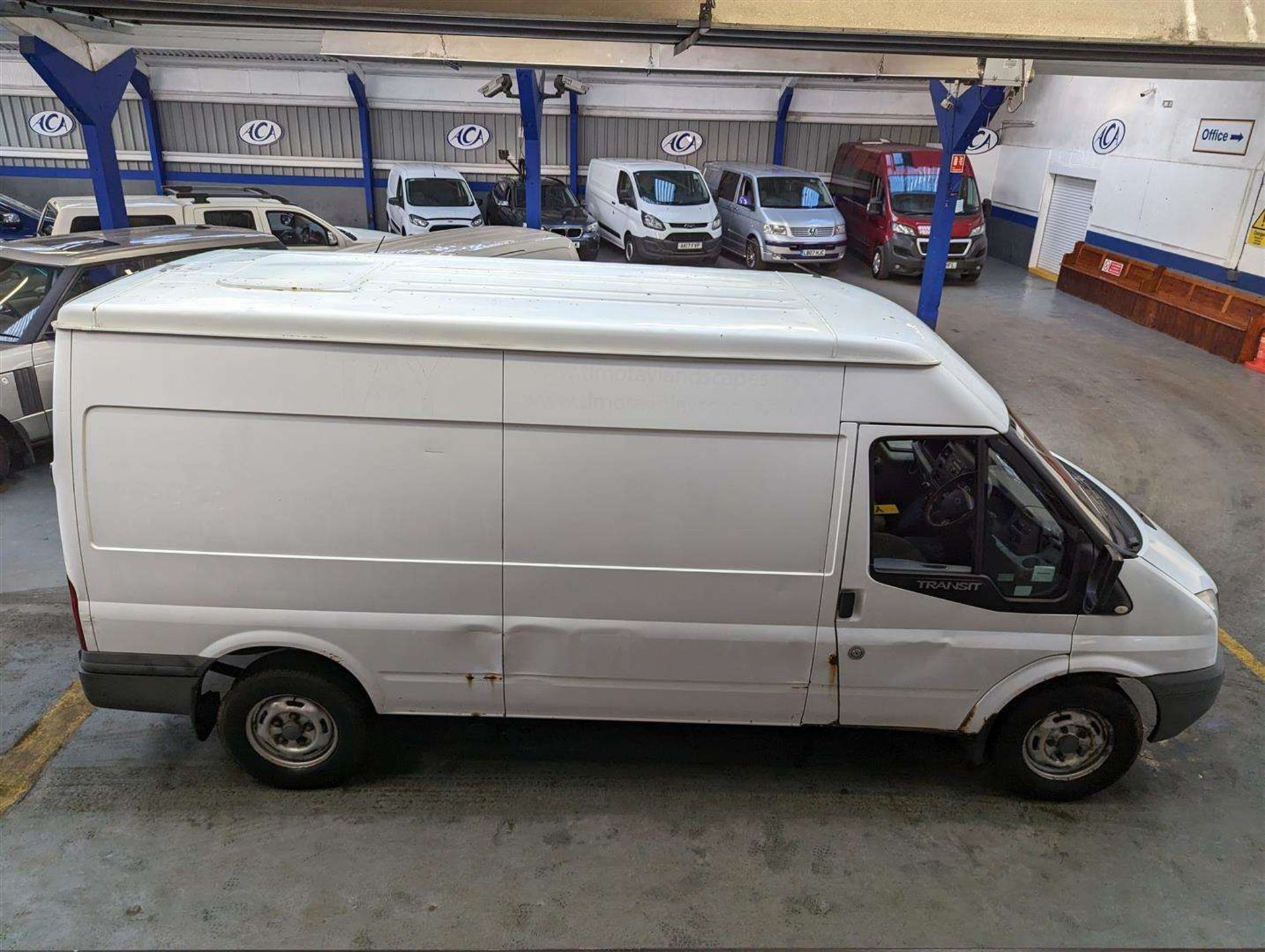 2011 FORD TRANSIT 115 T350L RWD - Image 11 of 30