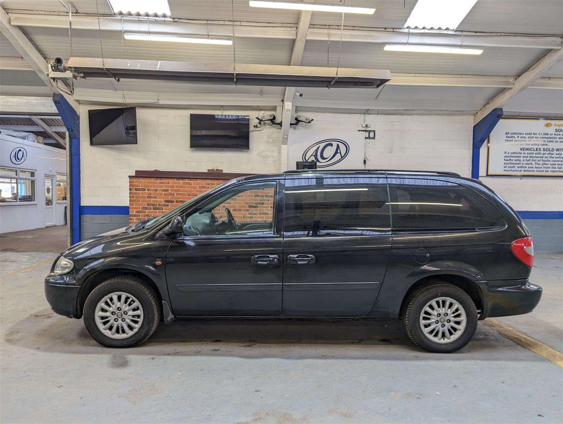 2006 CHRYSLER GRAND VOYAGER LX AUTO - Image 2 of 30