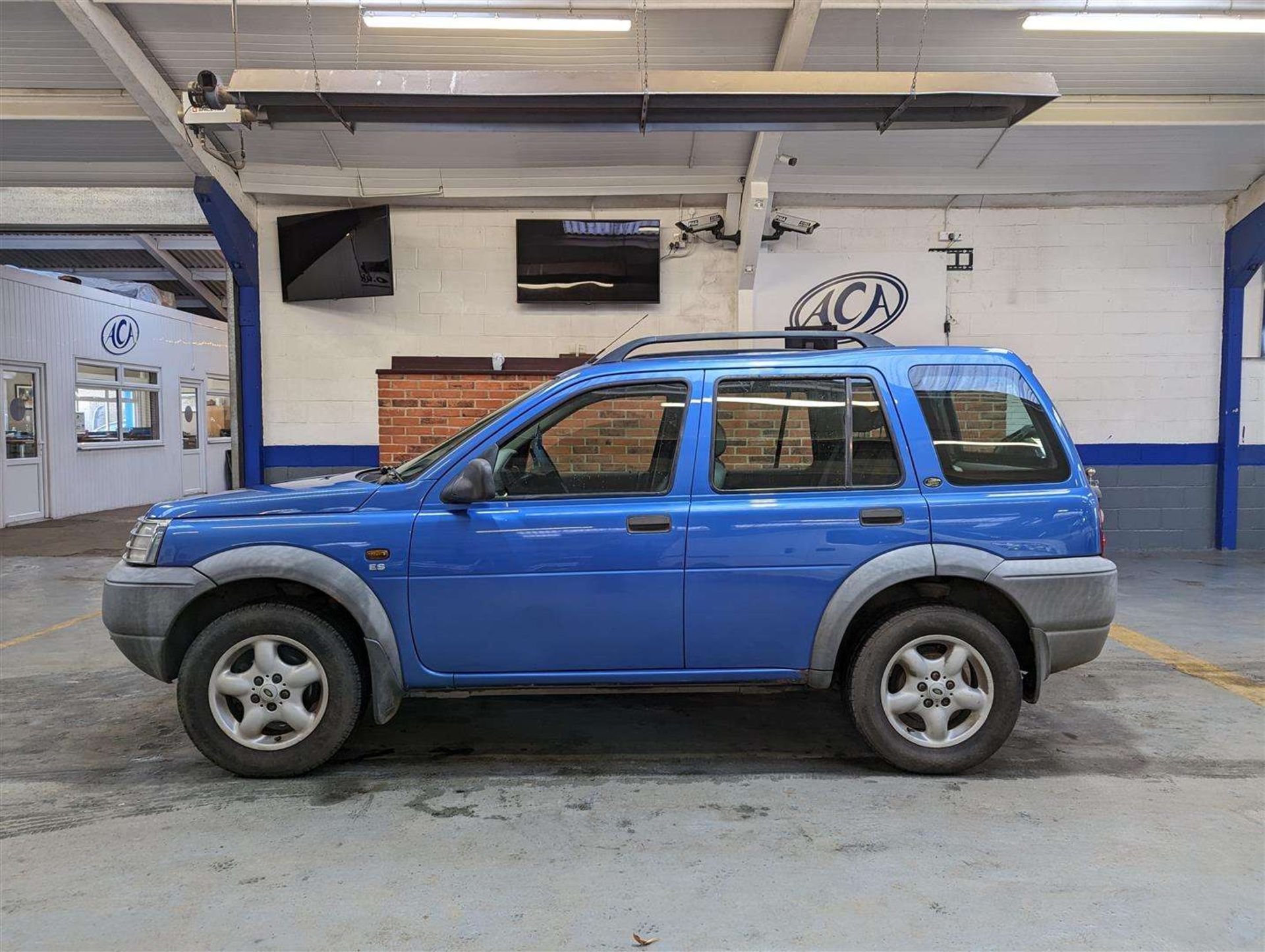 2001 LAND ROVER FREELANDER ES - Image 2 of 26