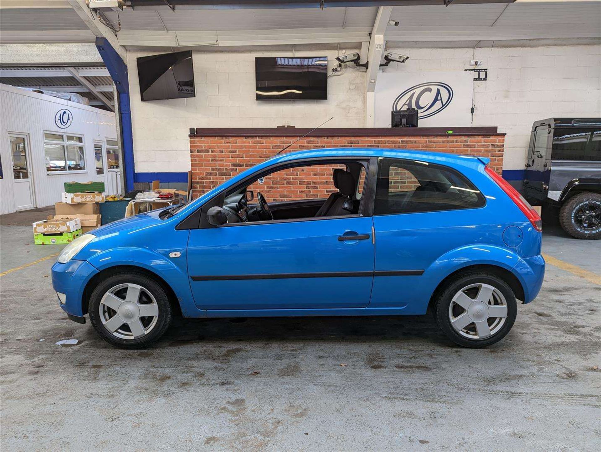 2005 FORD FIESTA FLAME - Image 2 of 29