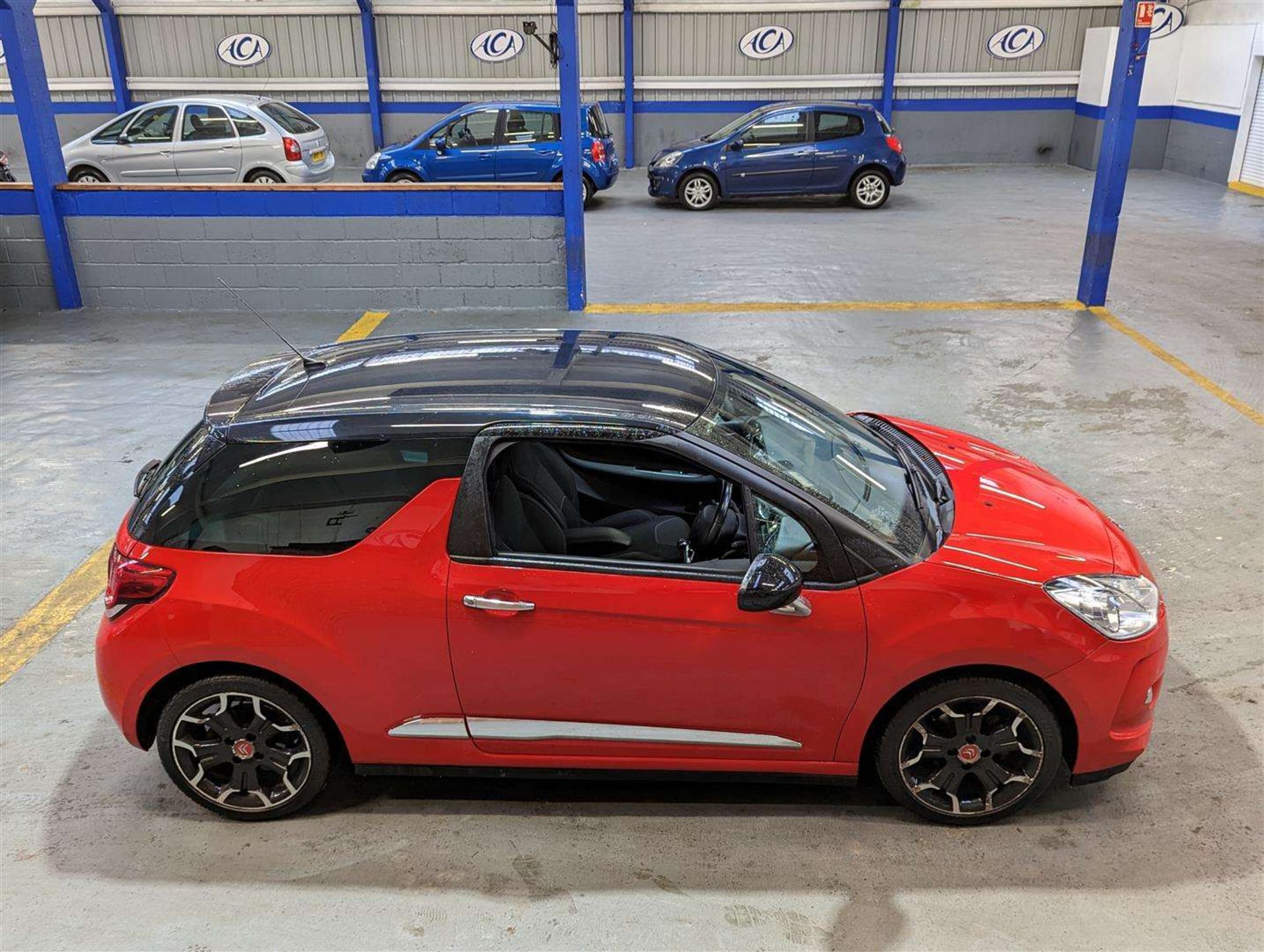 2011 CITROEN DS3 DSTYLE + E-HDI - Image 12 of 25