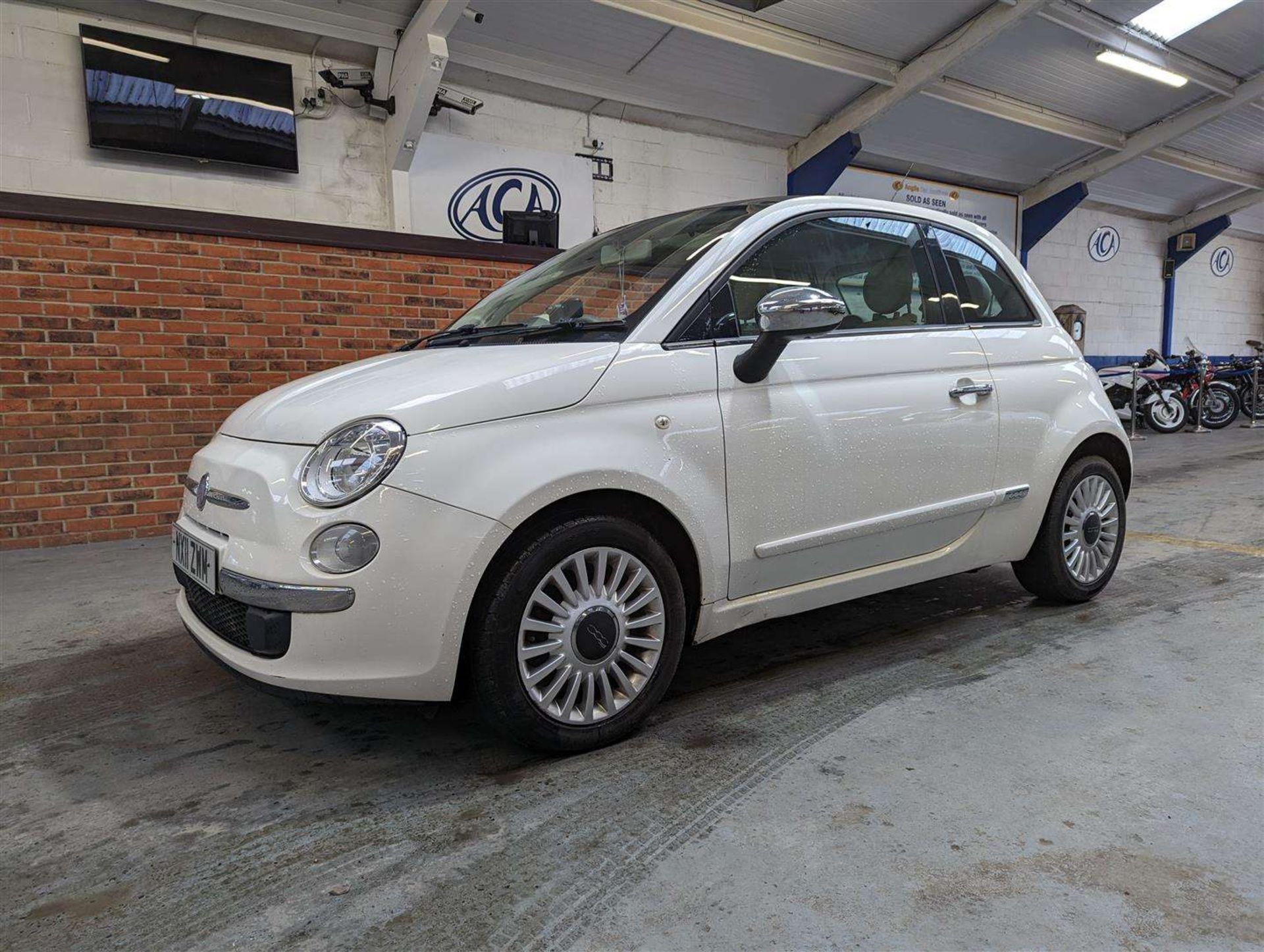 2011 FIAT 500 LOUNGE