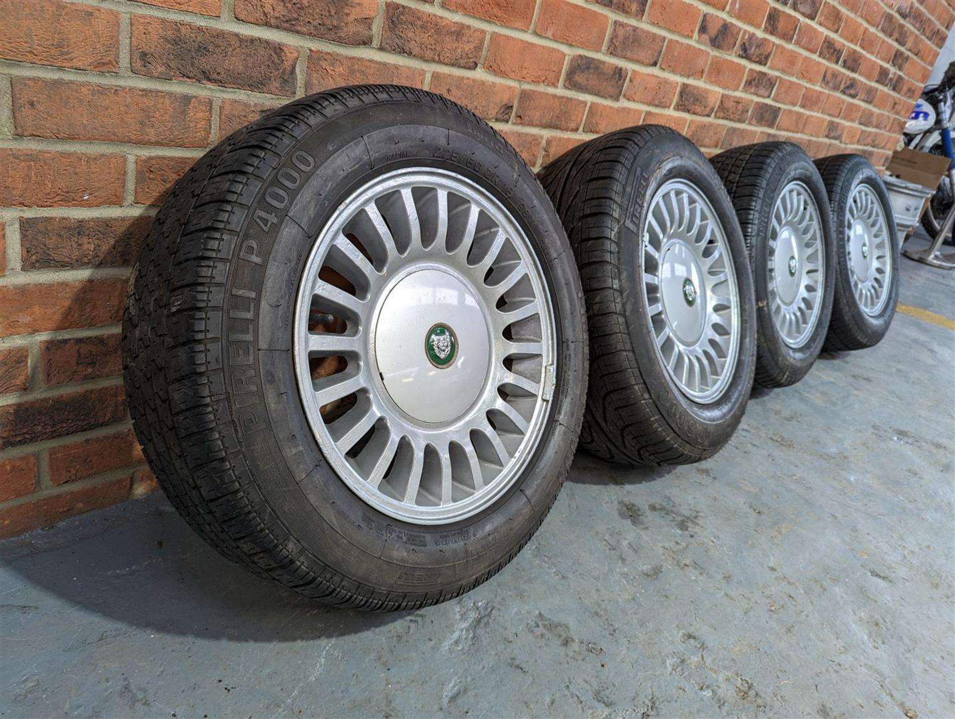 Set of four Jaguar Wheels - Image 4 of 6