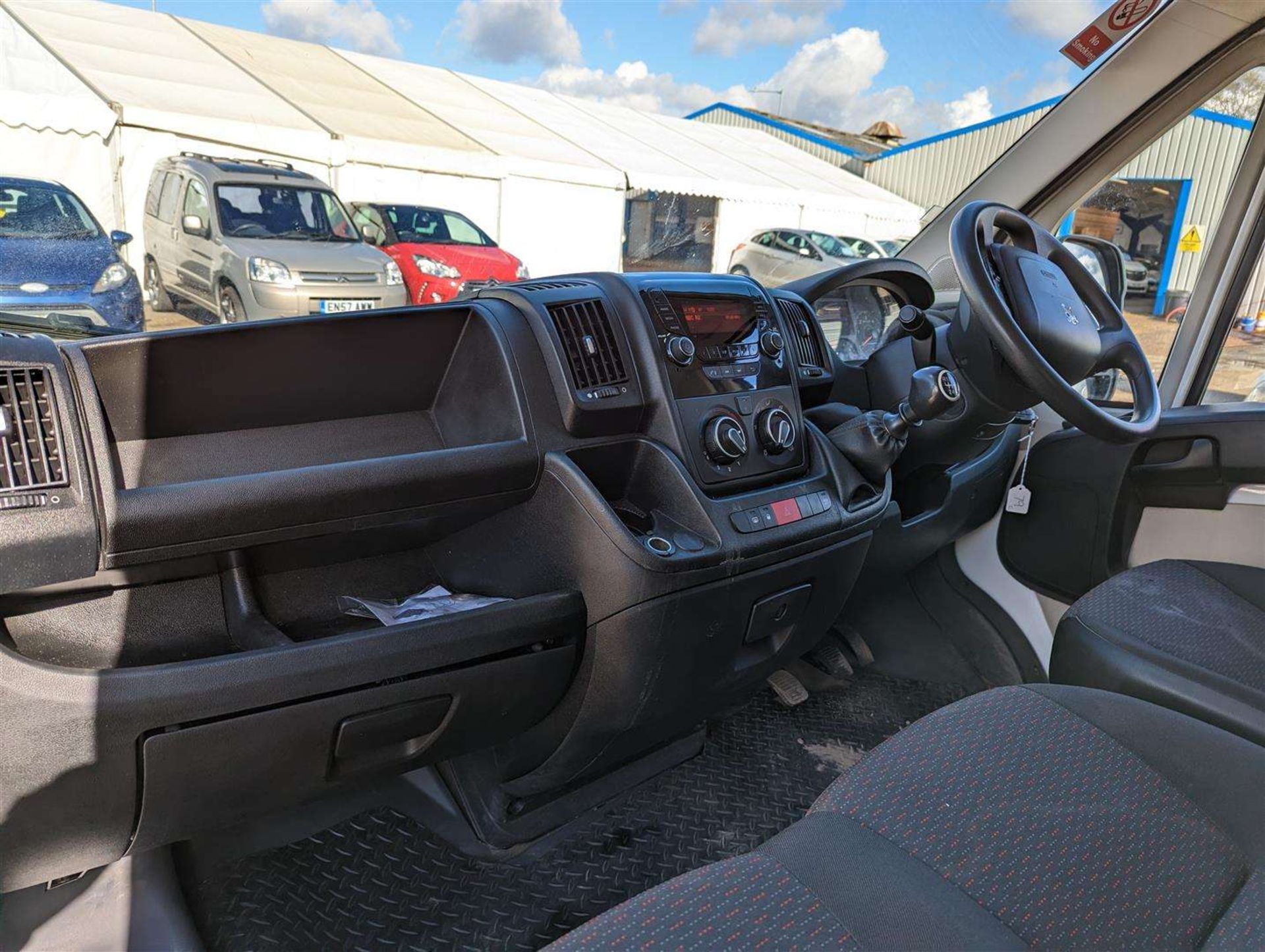 2019 PEUGEOT BOXER 335 L2 BLUEHDI - Image 20 of 30