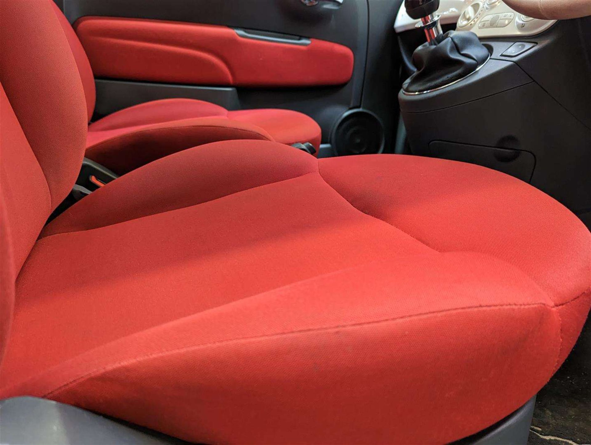 2011 FIAT 500 LOUNGE - Image 14 of 27