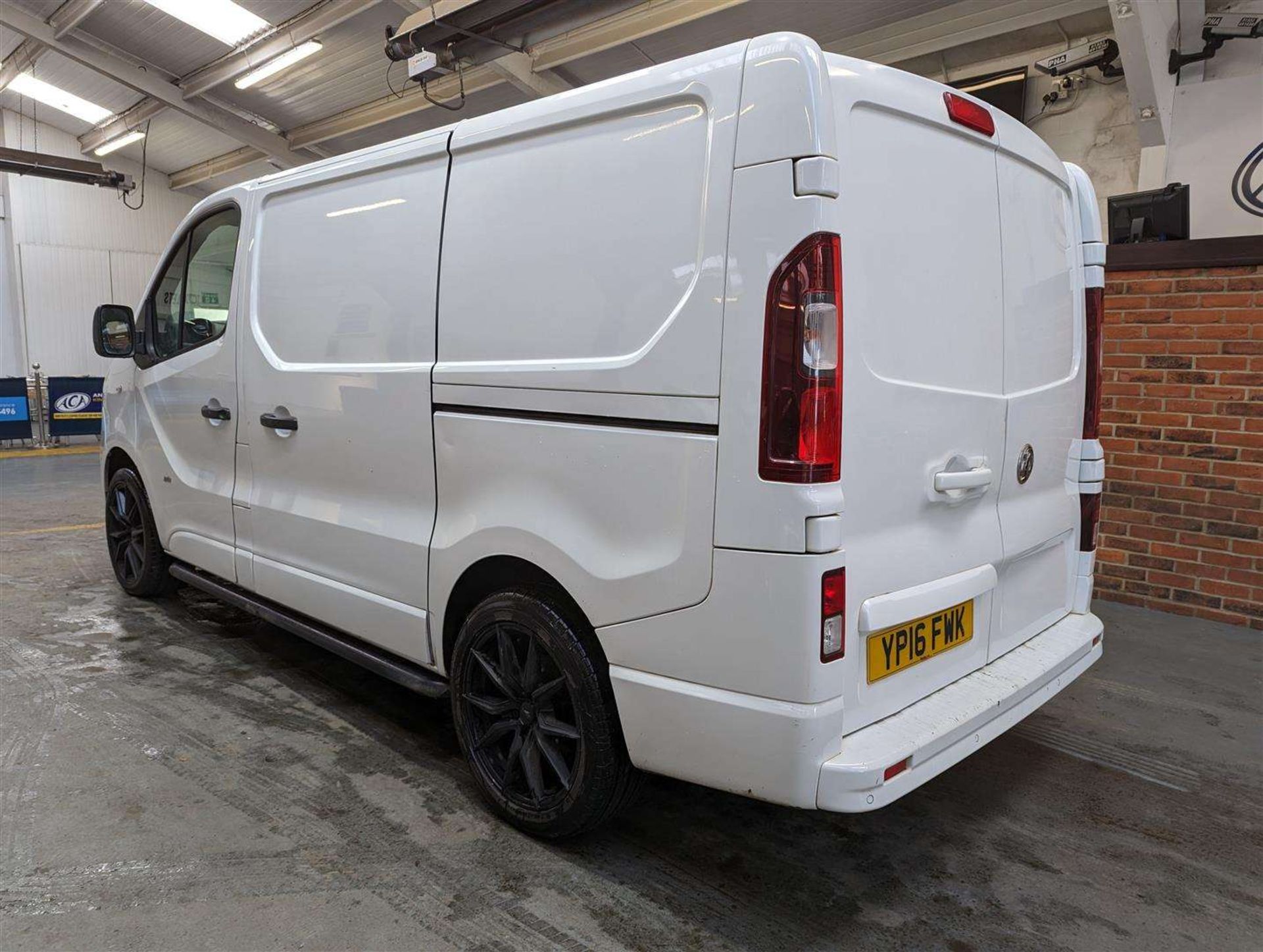 2016 VAUXHALL VIVARO 2700 SPT BT CDTI E - Image 3 of 28