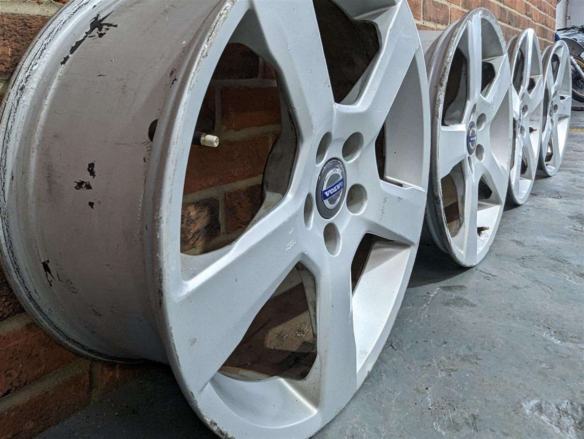 Four Volvo Alloy Wheels&nbsp; - Image 2 of 6