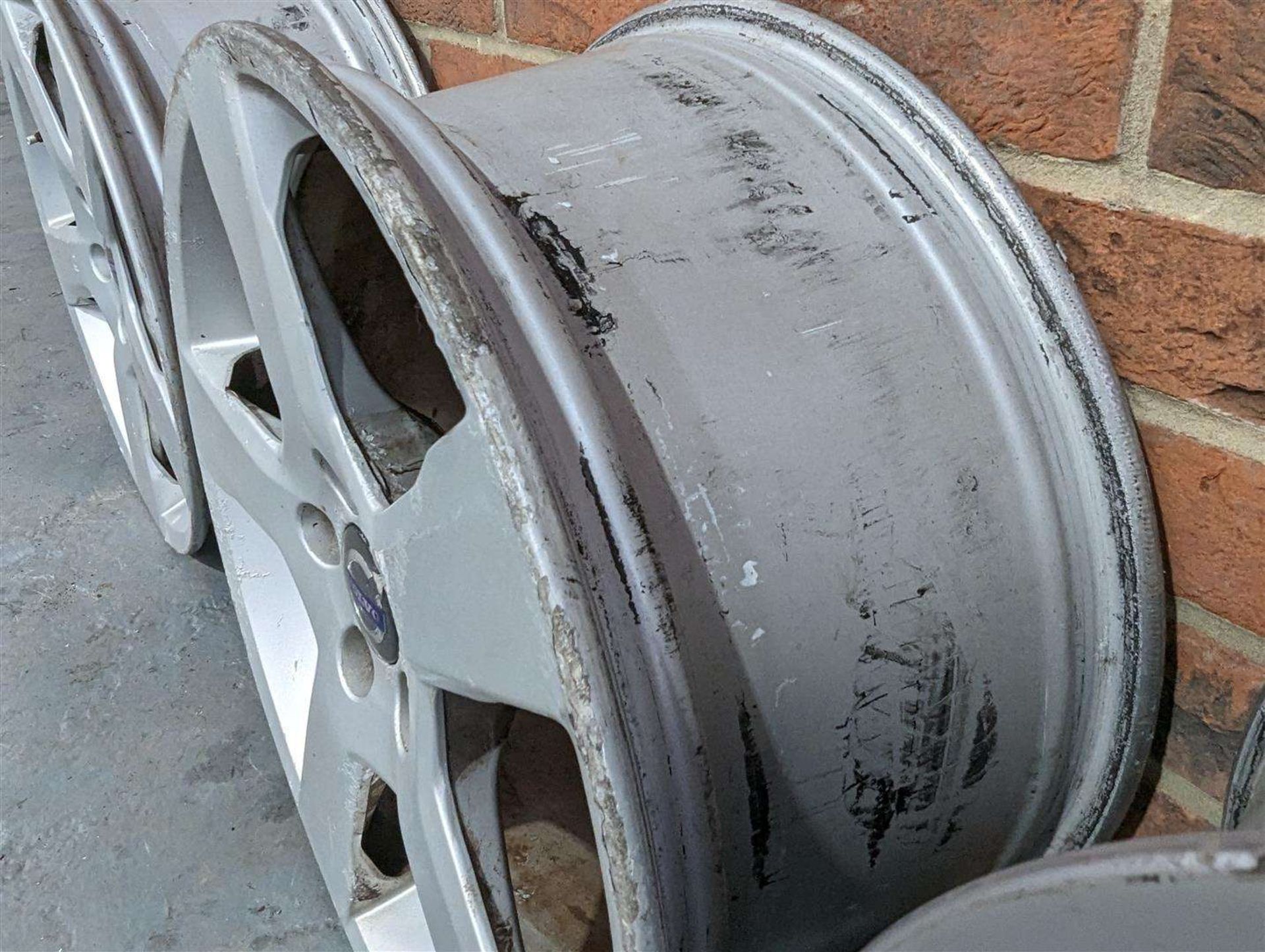 Four Volvo Alloy Wheels&nbsp; - Image 6 of 6