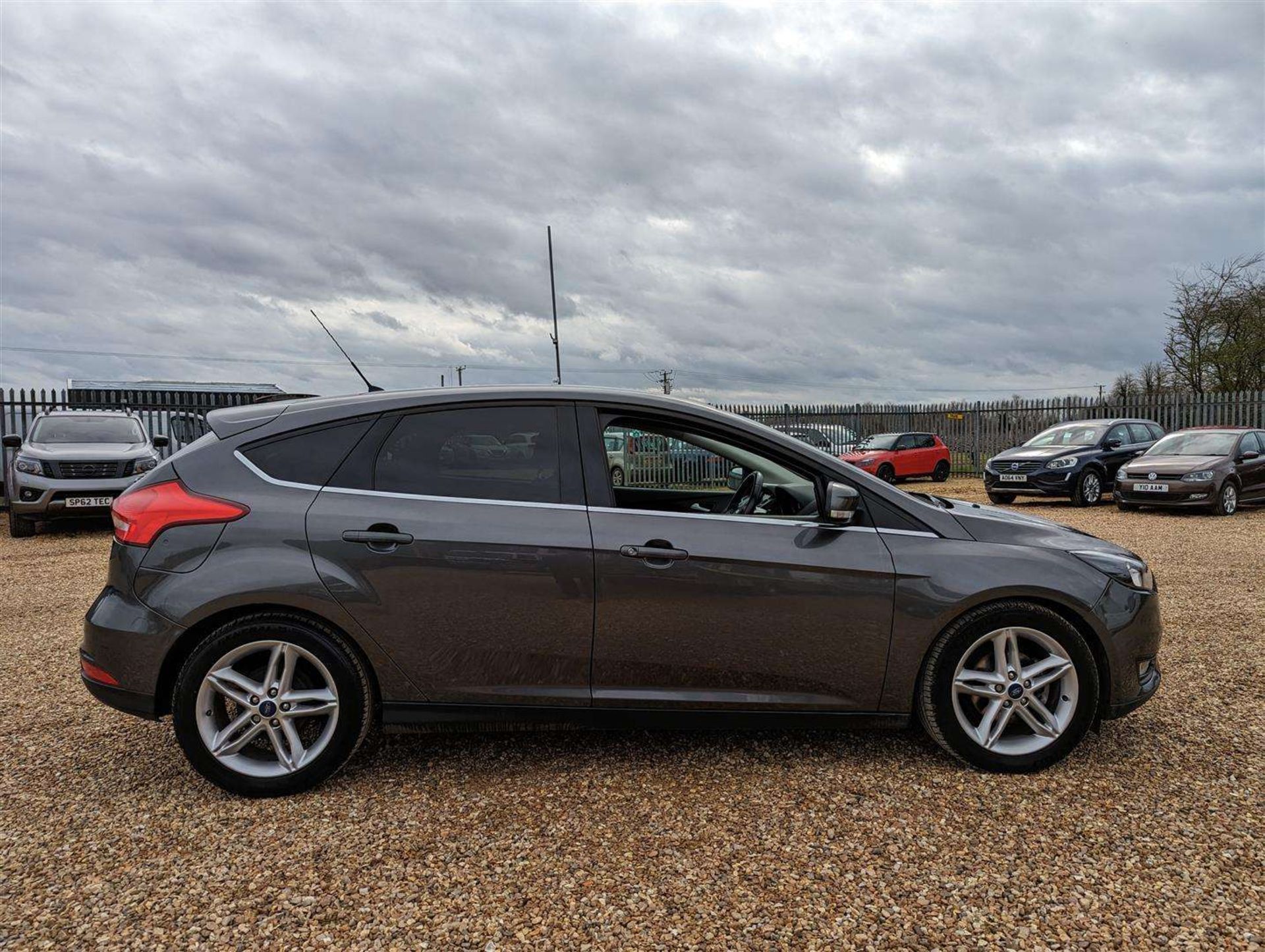 2015 FORD FOCUS ZETEC AUTO - Image 19 of 26