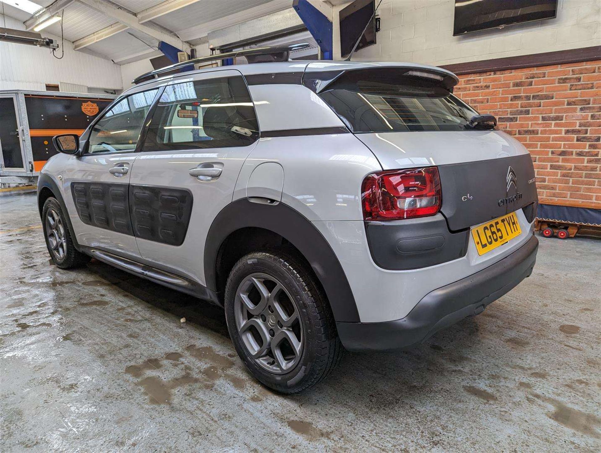 2015 CITROEN C4 CACTUS FEEL BLUEHDI - Image 3 of 25