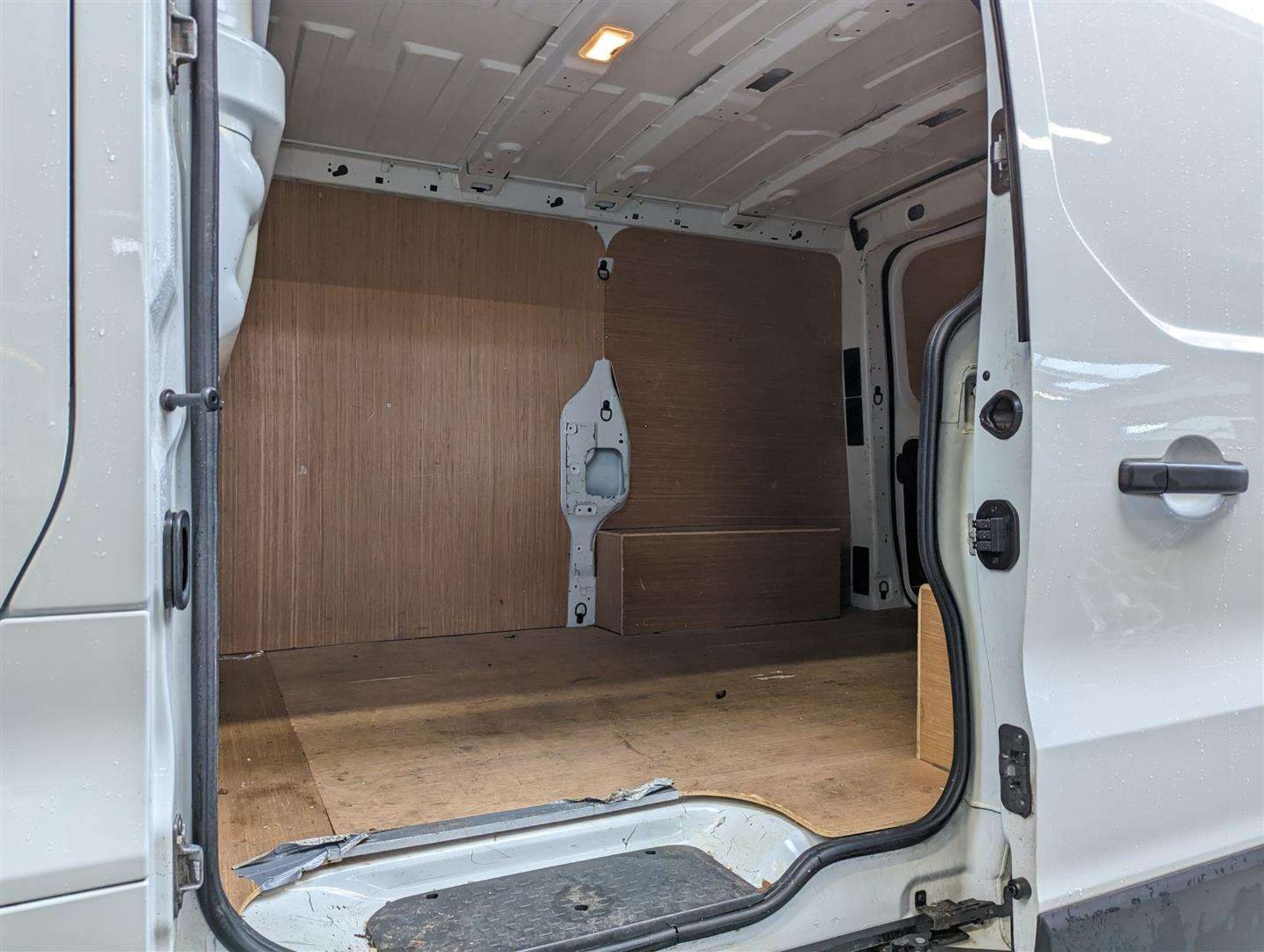 2018 NISSAN NV300 ACENTA DCI - Image 18 of 29