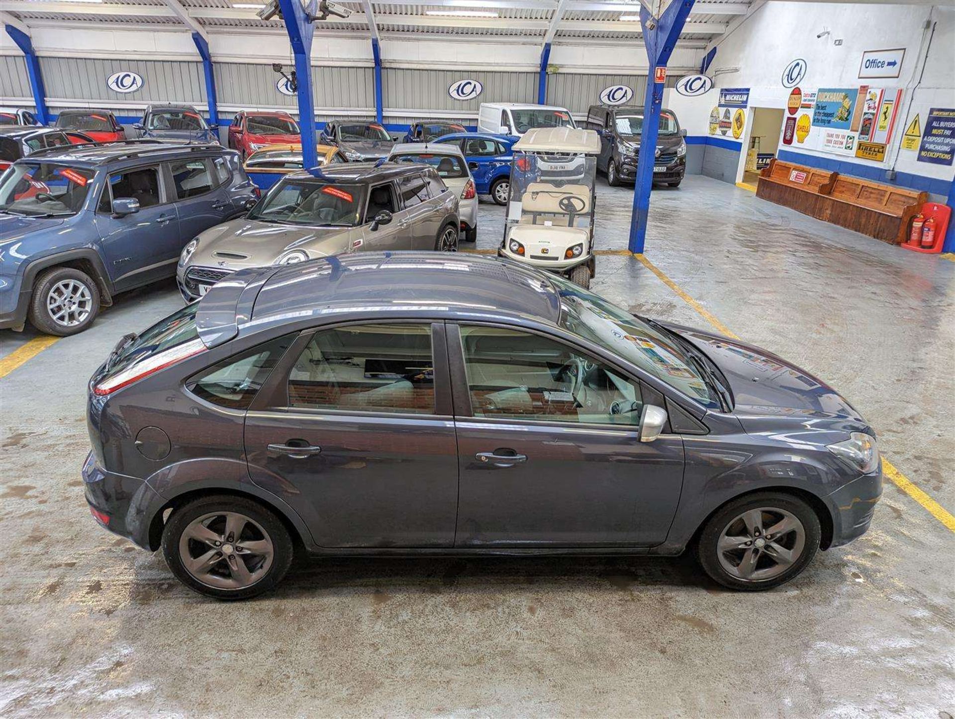 2009 FORD FOCUS ZETEC 100 - Image 11 of 27