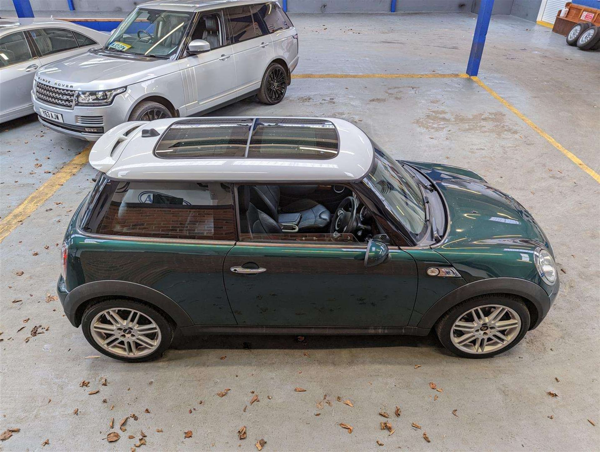 2008 MINI COOPER S - Image 12 of 28