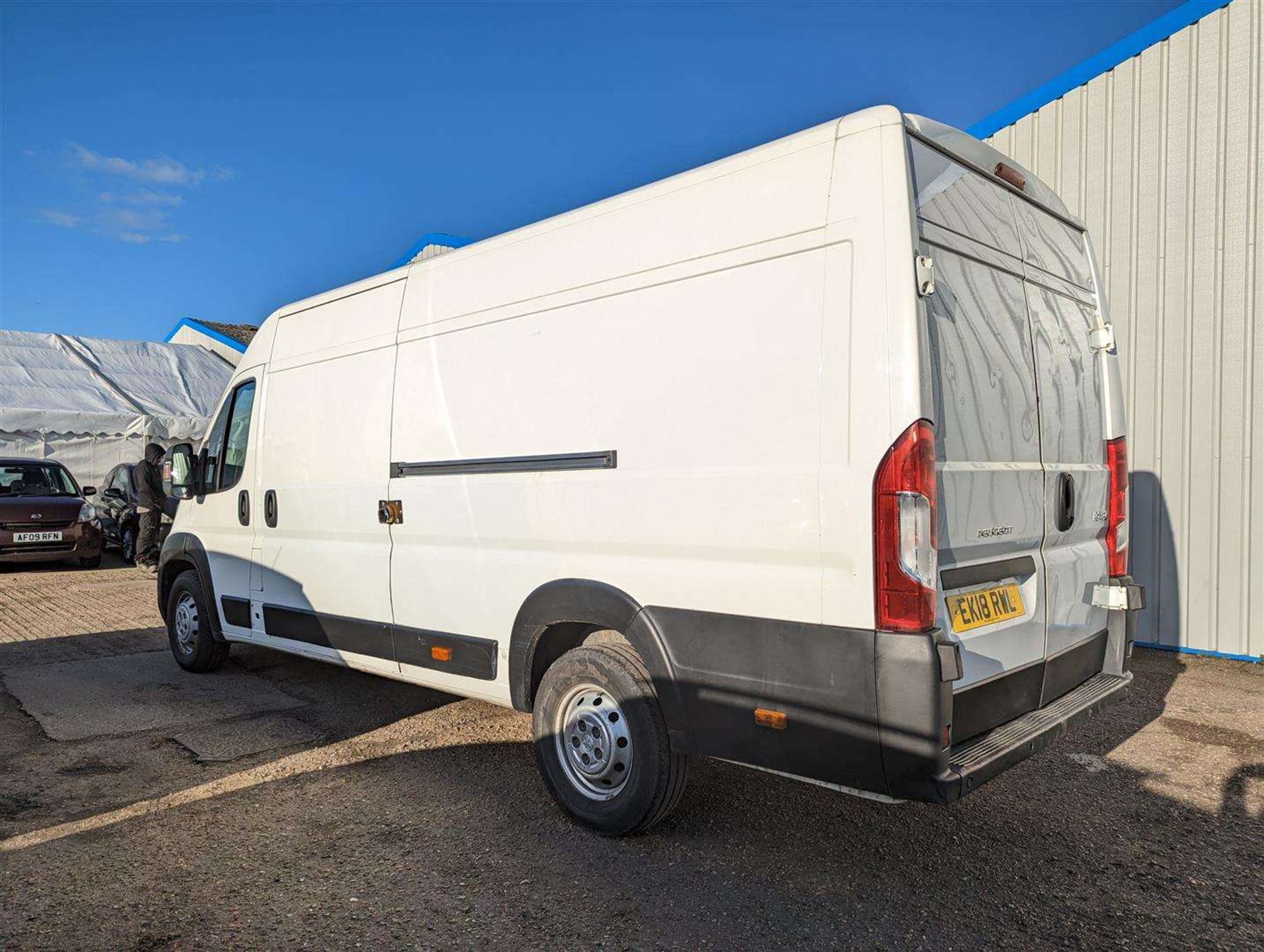 2018 PEUGEOT BOXER 435 PRO L4H2 BLUE H - Image 2 of 28